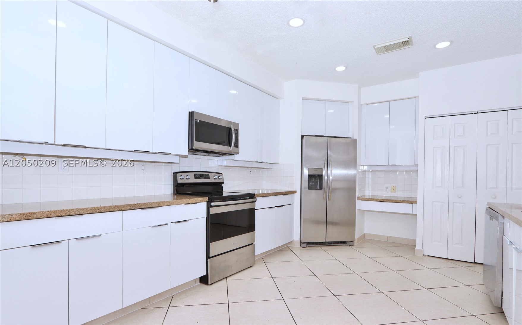 BANYAN OAKRIDGE PLAT - Residential