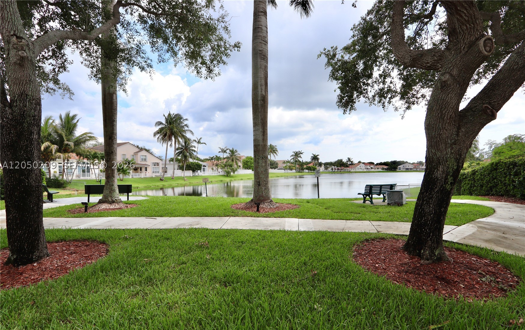 BANYAN OAKRIDGE PLAT - Residential