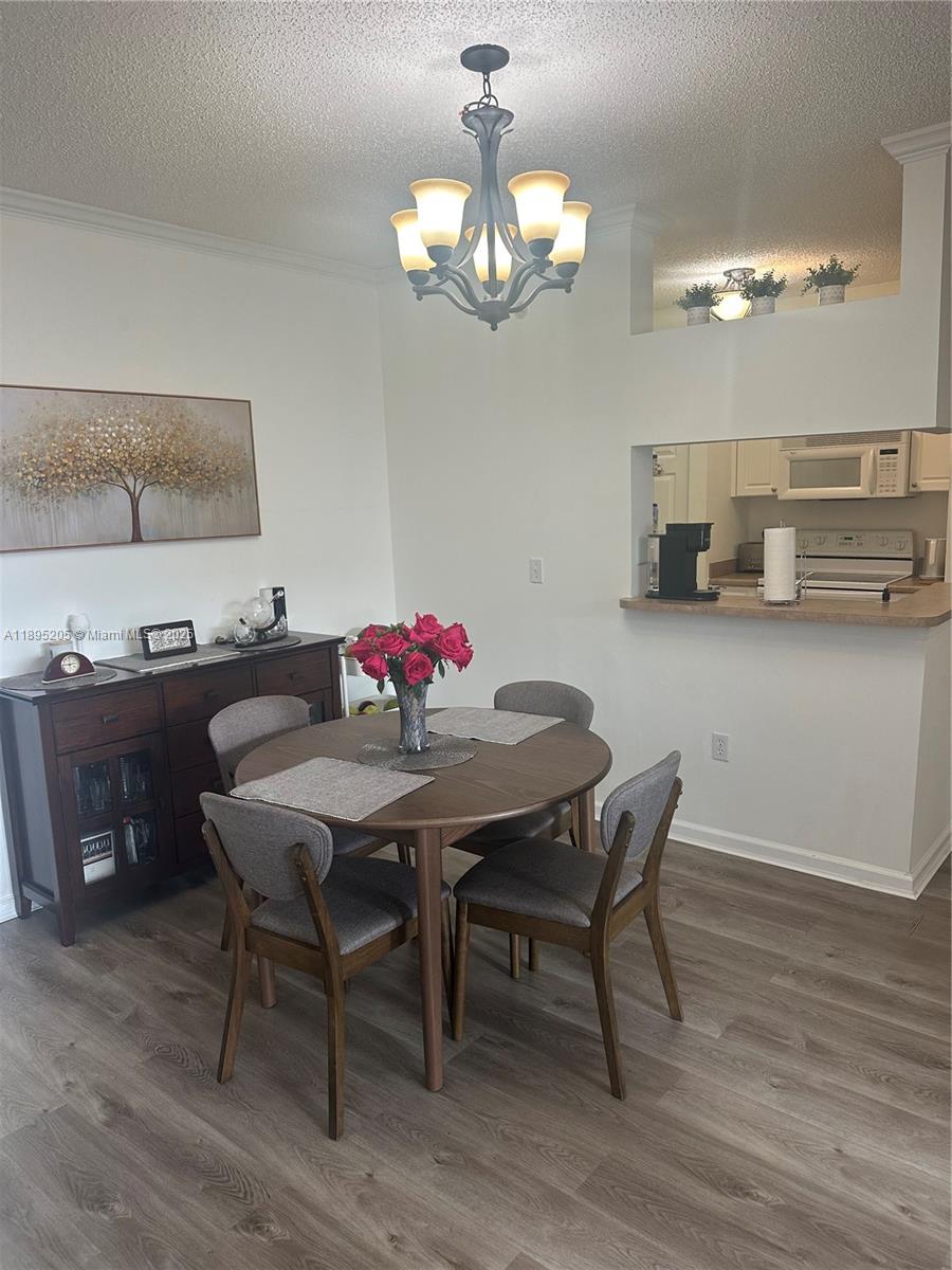 PORTO BELLAGIO CONDO - Residential