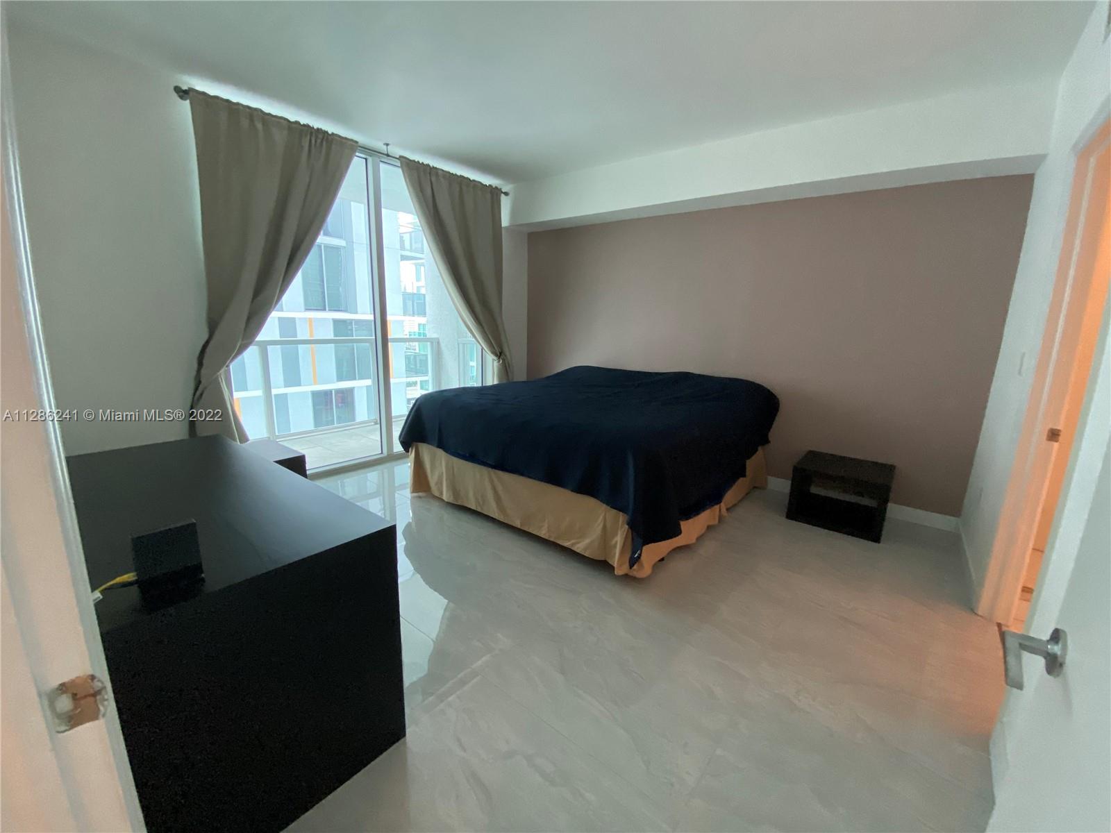 500 BRICKELL WEST CONDO - Residential Lease