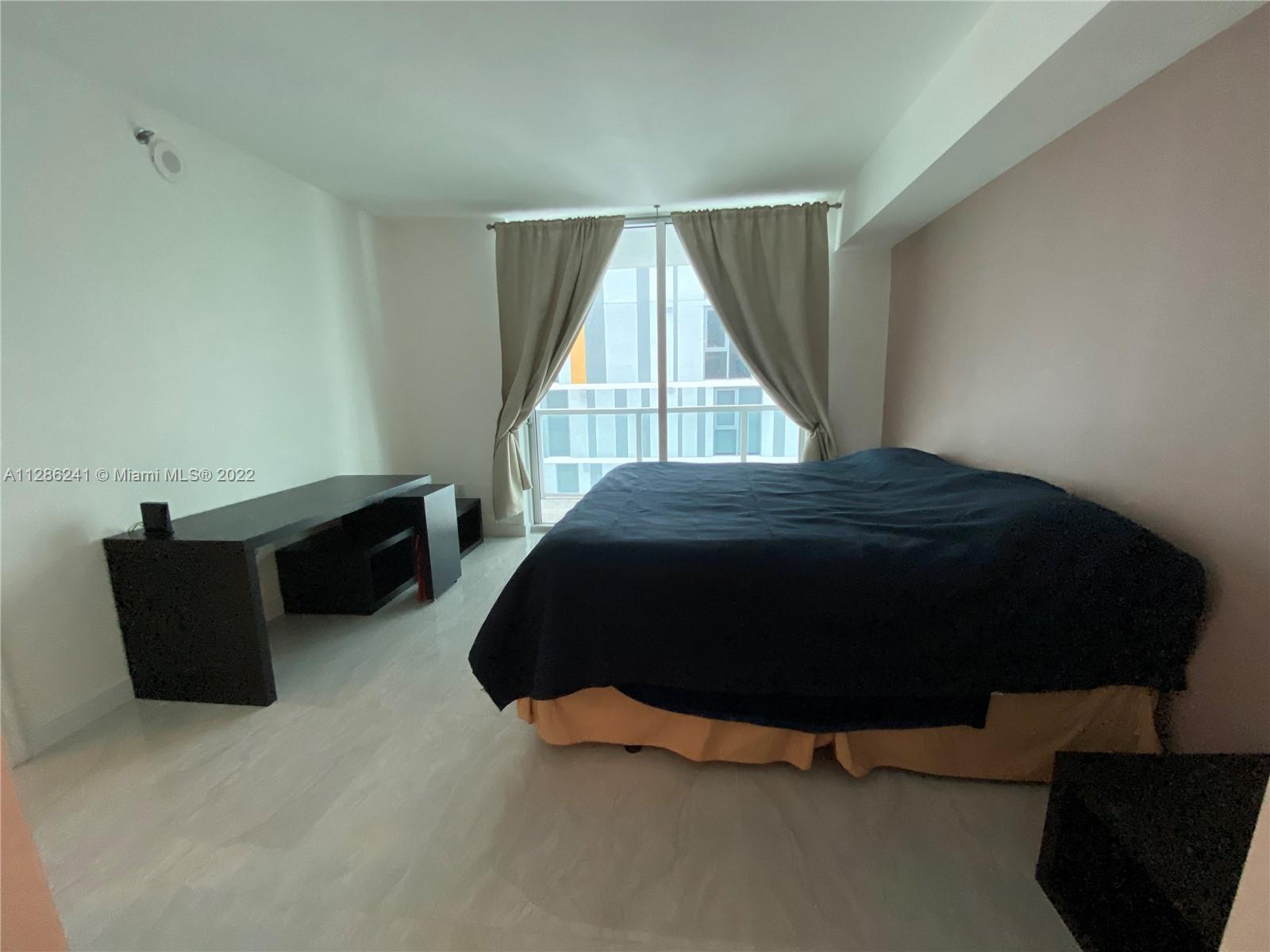 500 BRICKELL WEST CONDO - Residential Lease