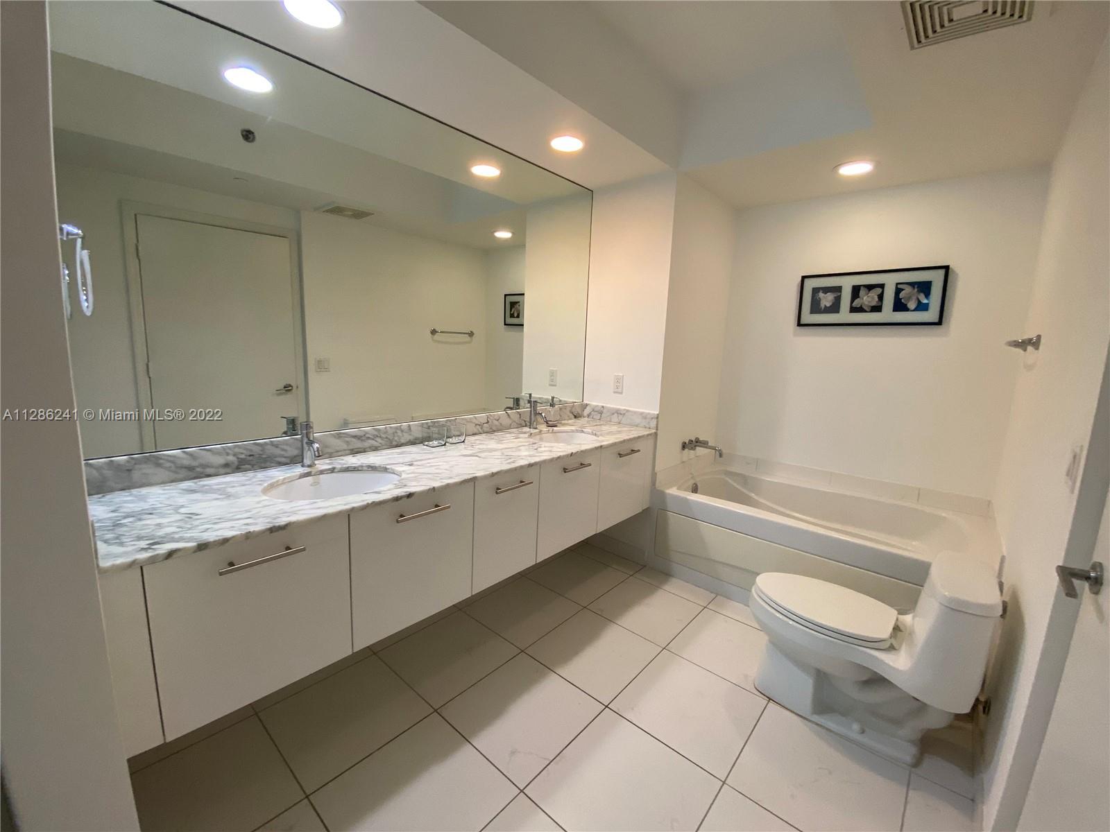 500 BRICKELL WEST CONDO - Residential Lease