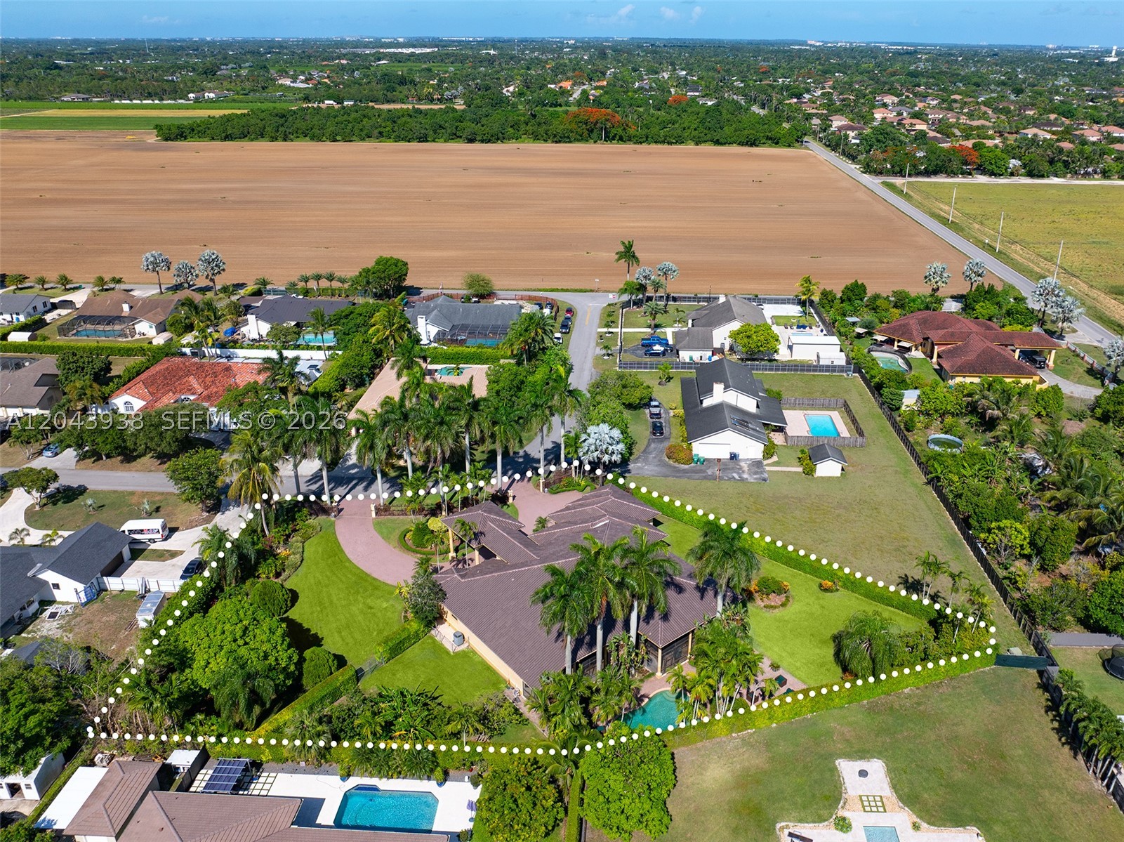BISCADO ESTS SEC 1 - Residential