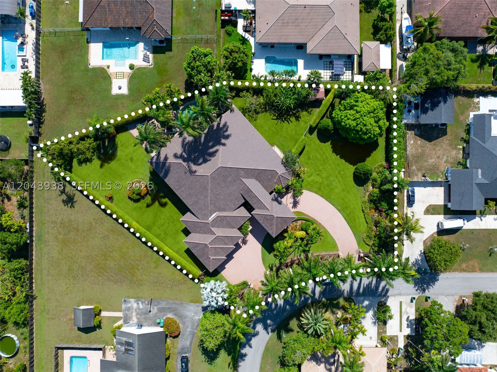 BISCADO ESTS SEC 1 - Residential