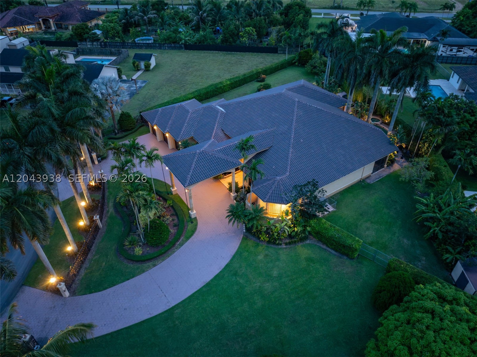 BISCADO ESTS SEC 1 - Residential