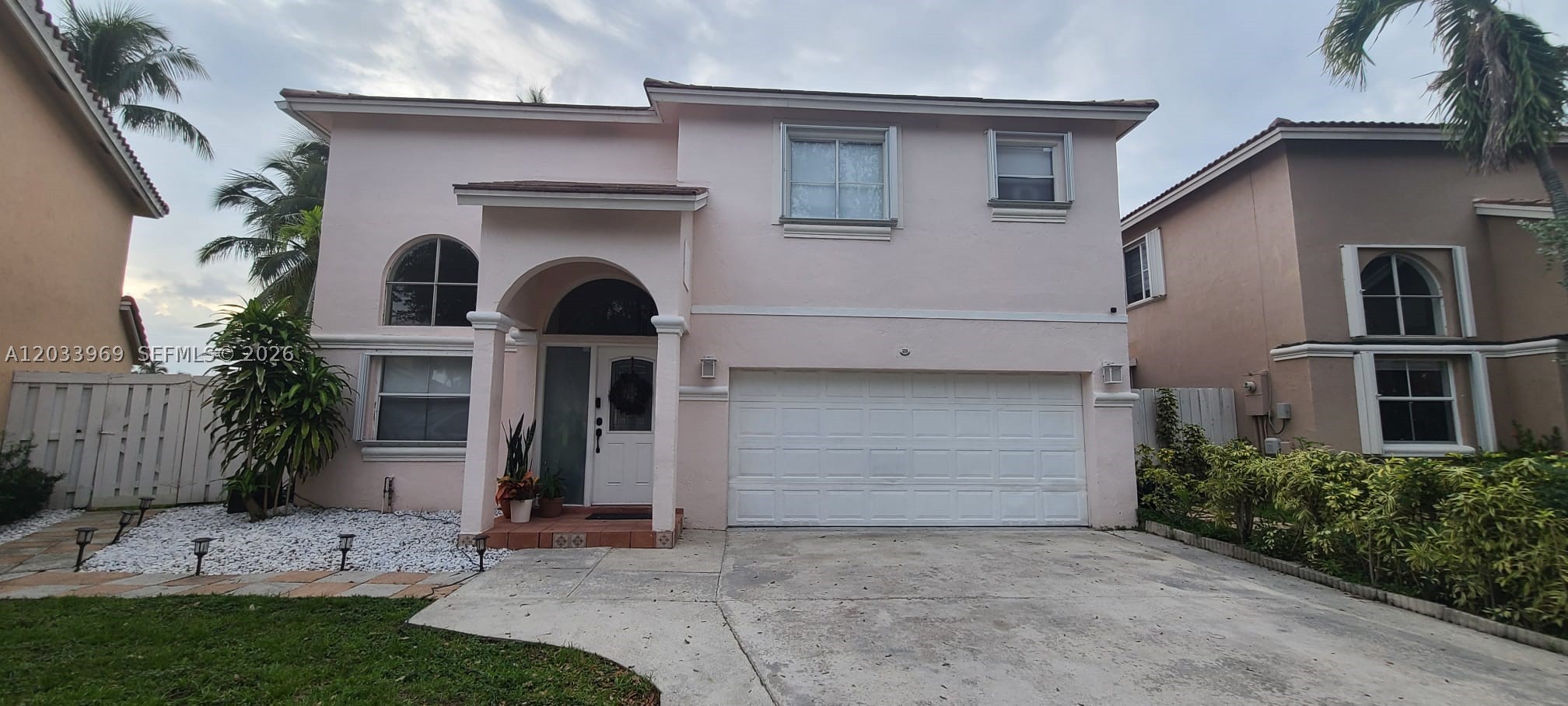 TANGLEWOOD TOWNHOMES - Residential