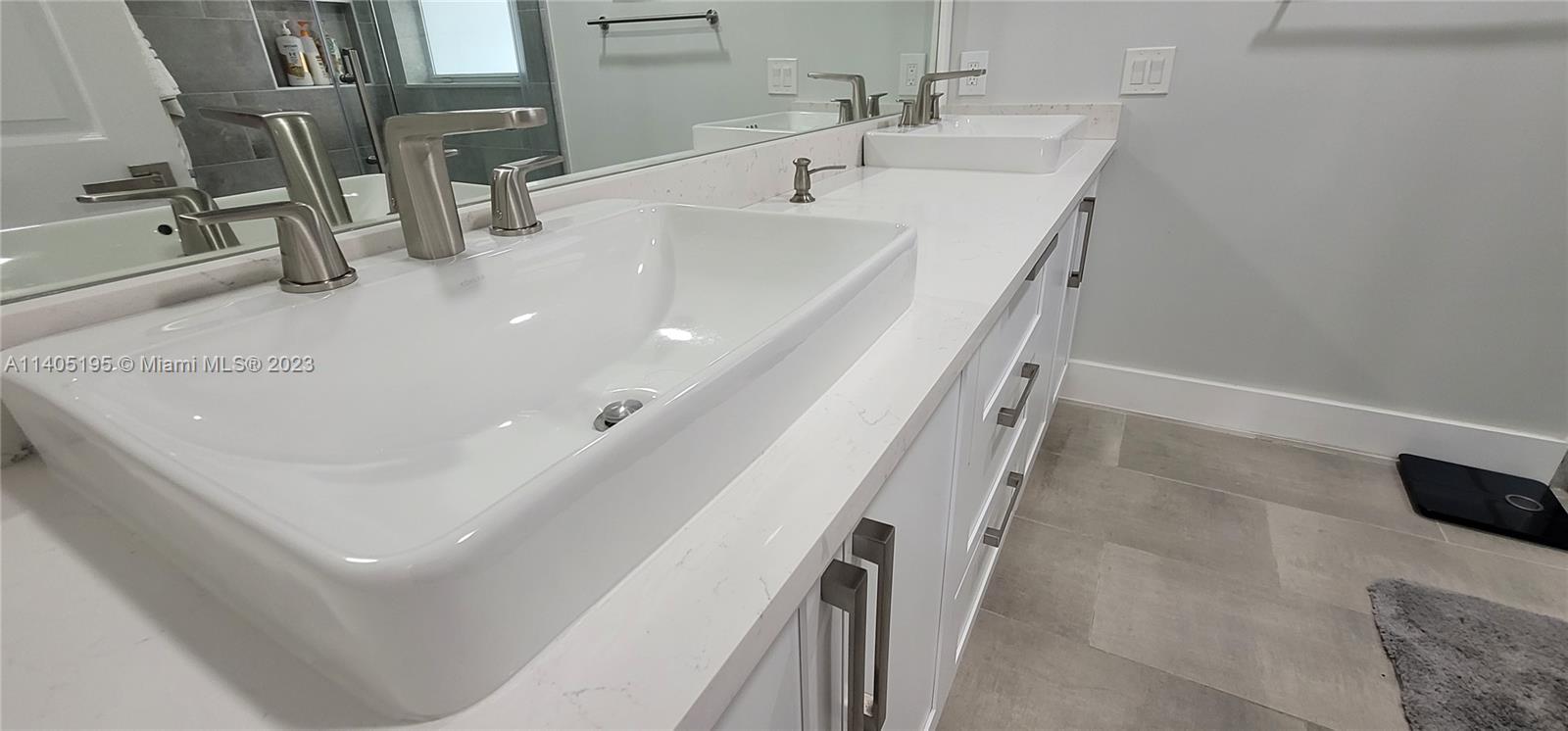 SABAL PARK - Residential
