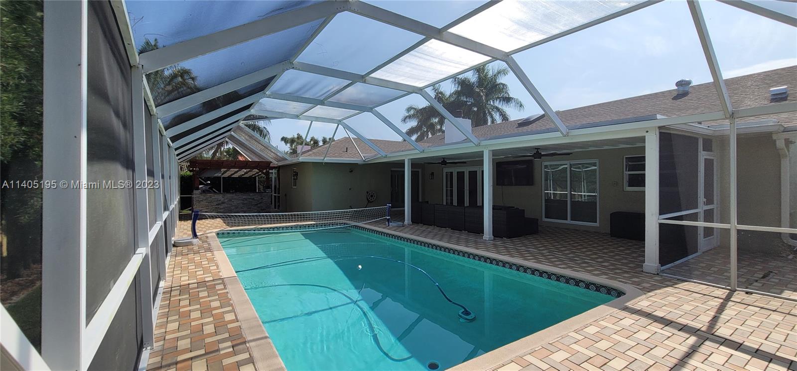 SABAL PARK - Residential