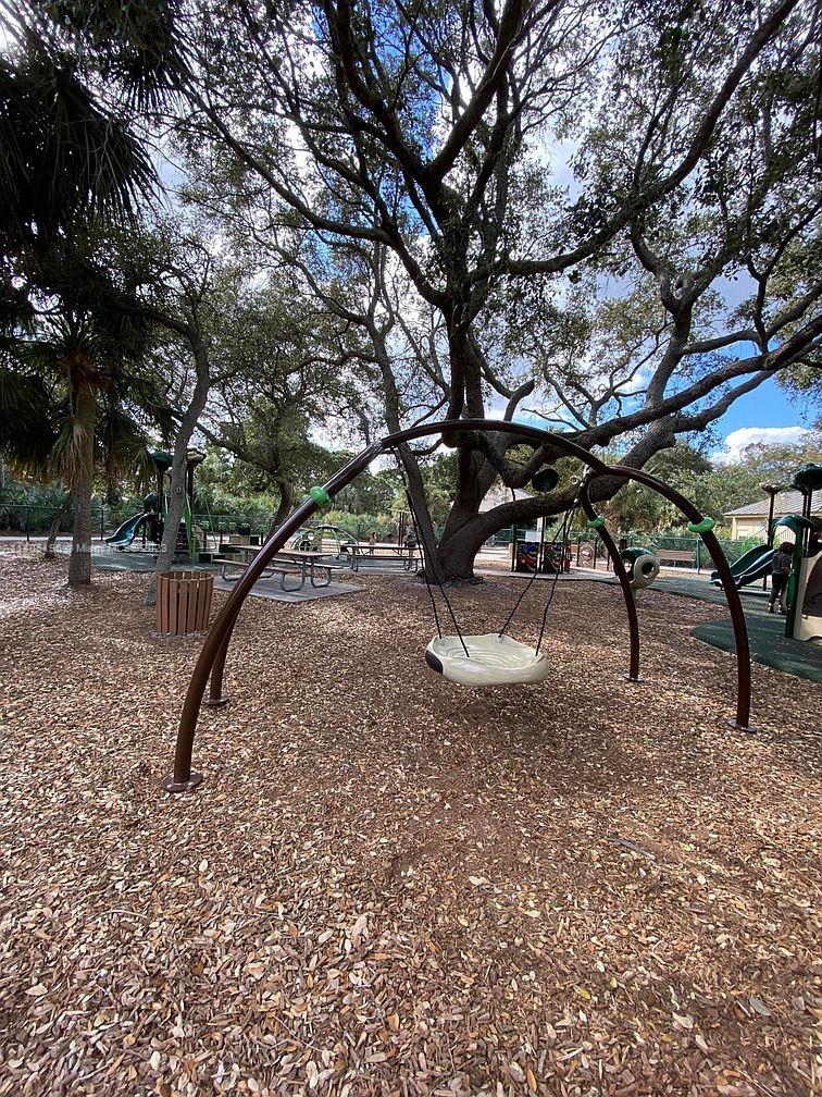SABAL PARK - Residential