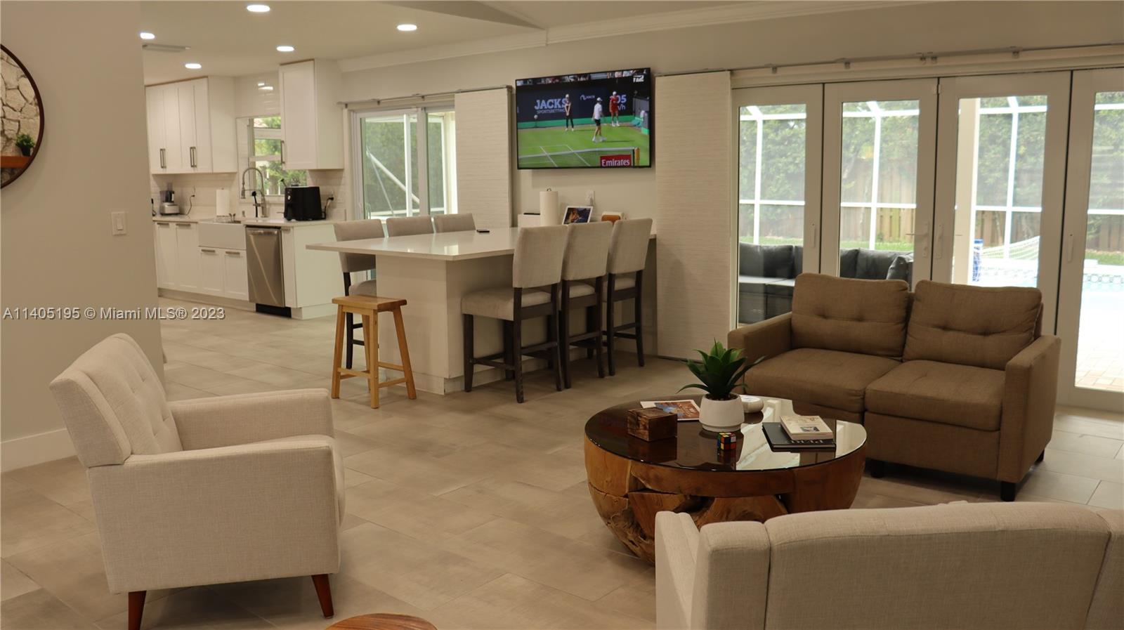 SABAL PARK - Residential
