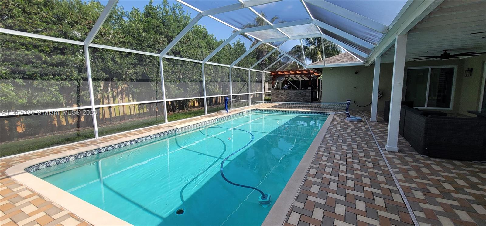 SABAL PARK - Residential