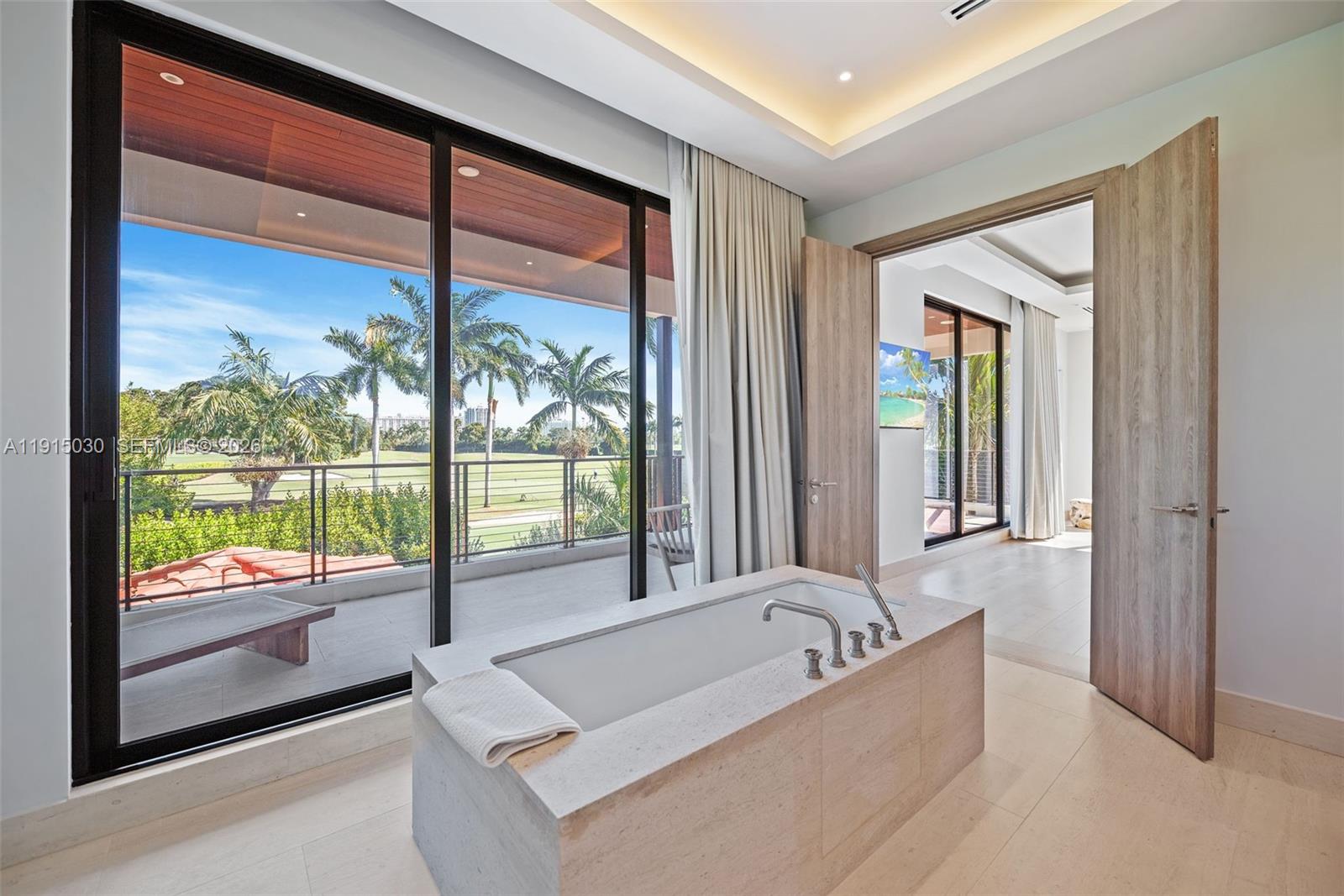 LA GORCE GOLF SUB - Residential