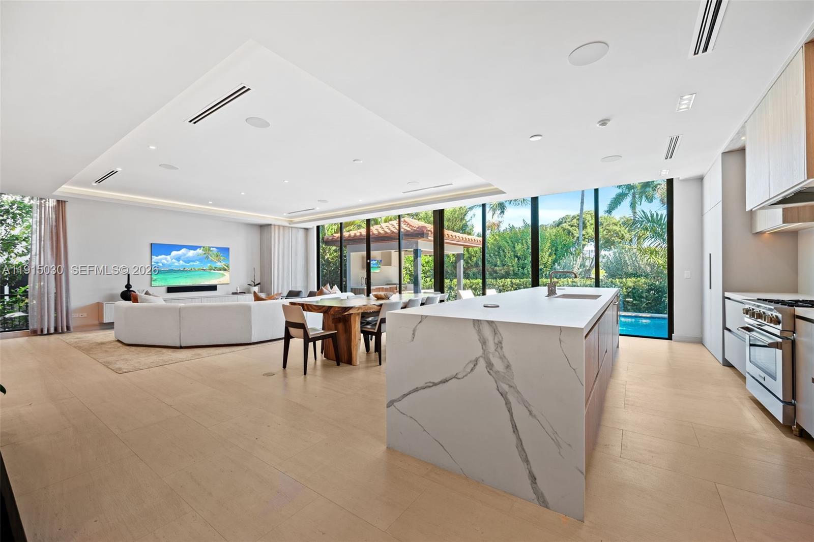 LA GORCE GOLF SUB - Residential