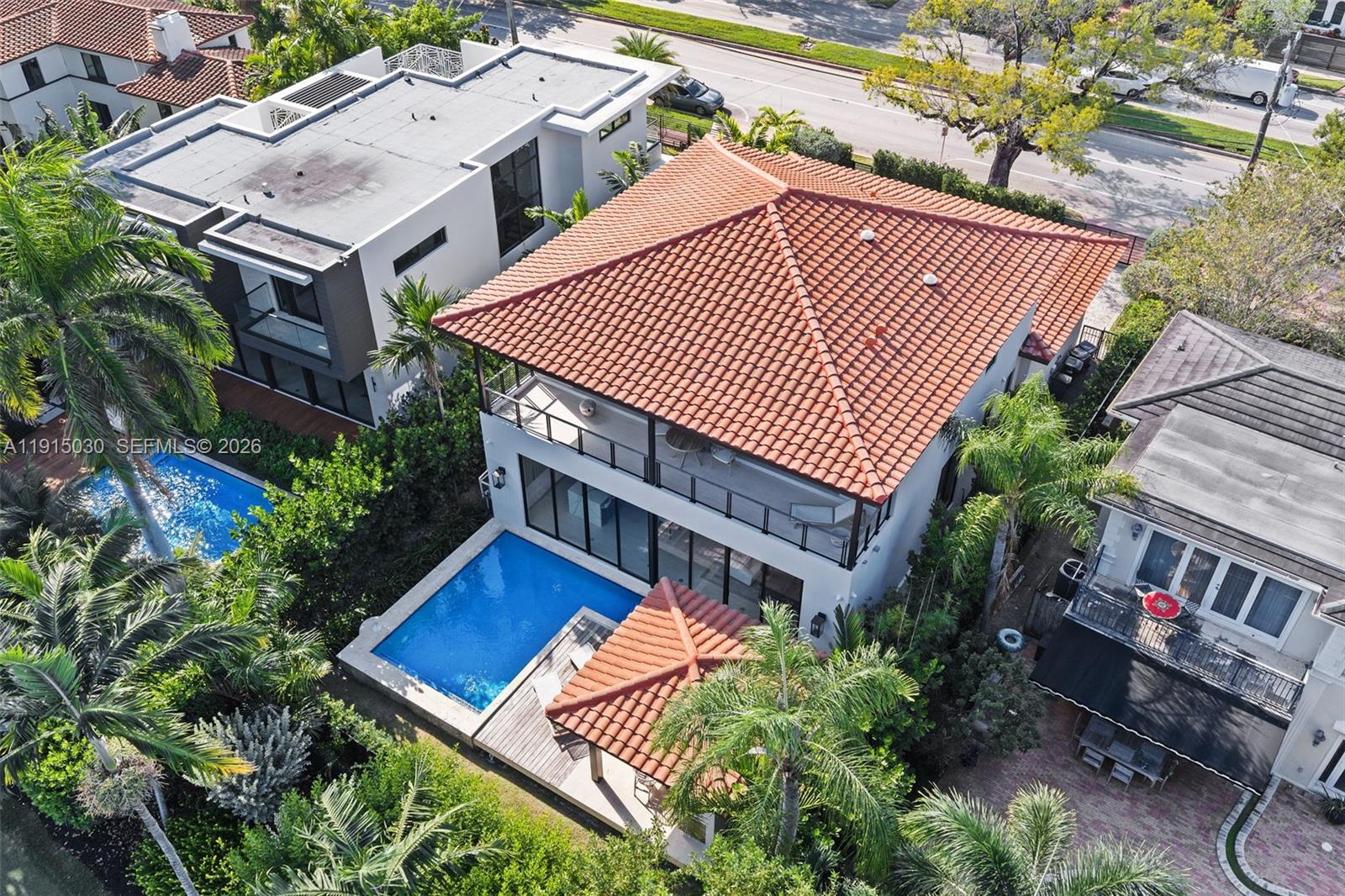 LA GORCE GOLF SUB - Residential