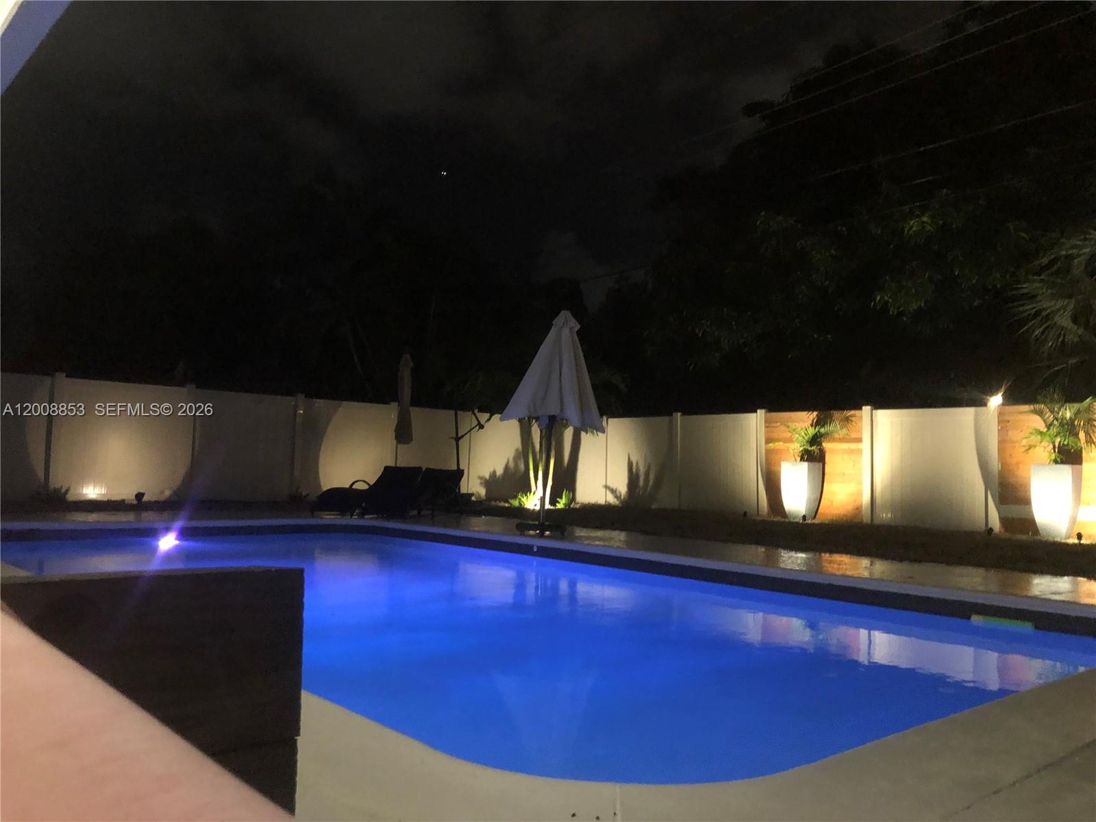 IMPERIAL POINT 2 SEC - Residential