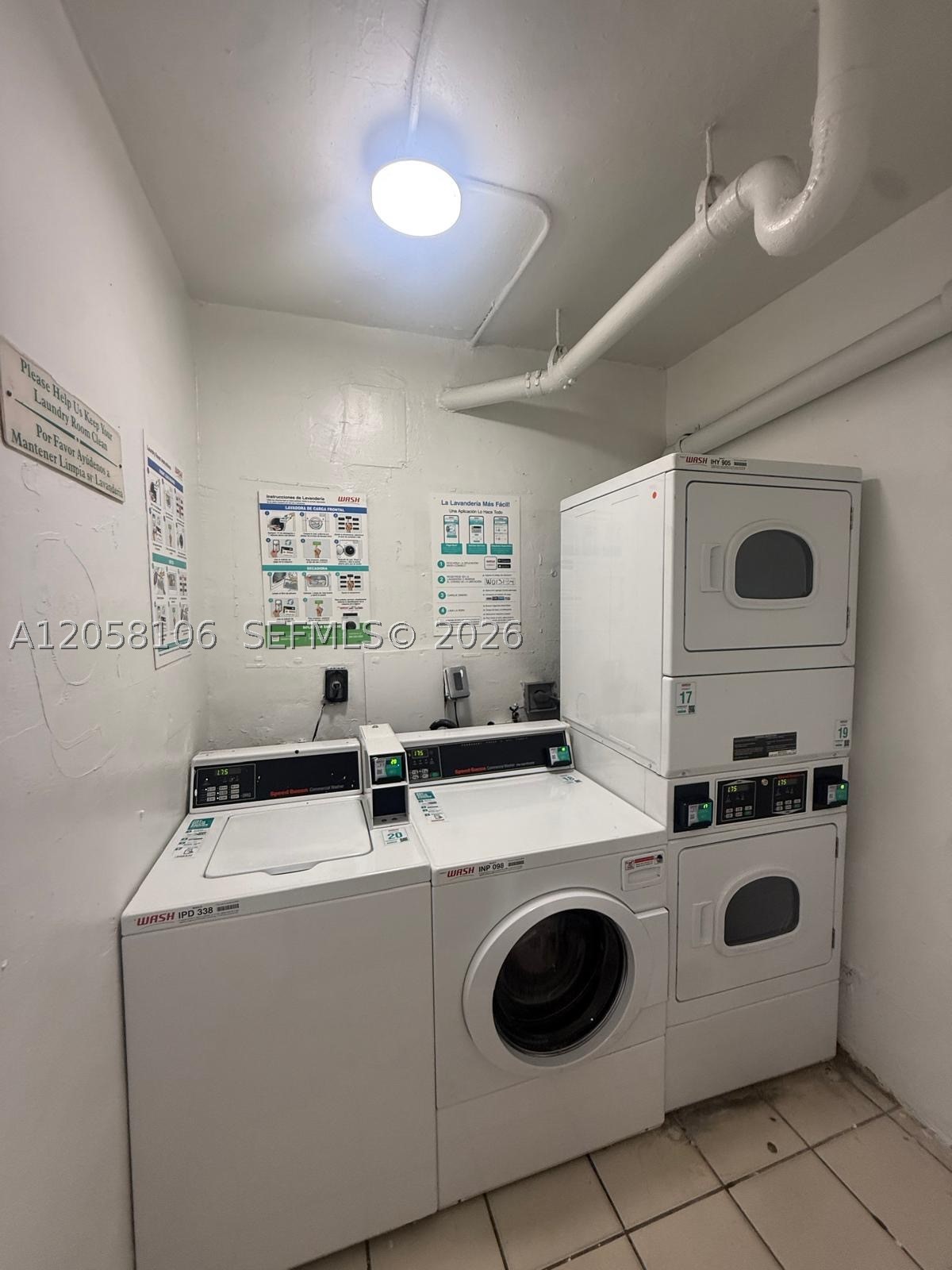 CAMBRIDGE CONDO - Residential