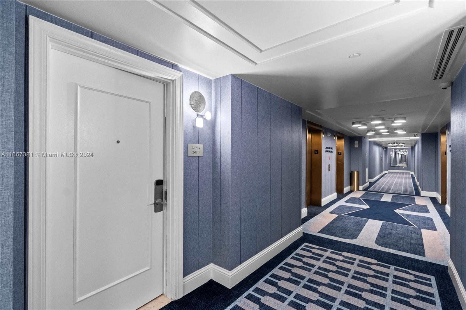 Fontainebleau II Tresor - Residential