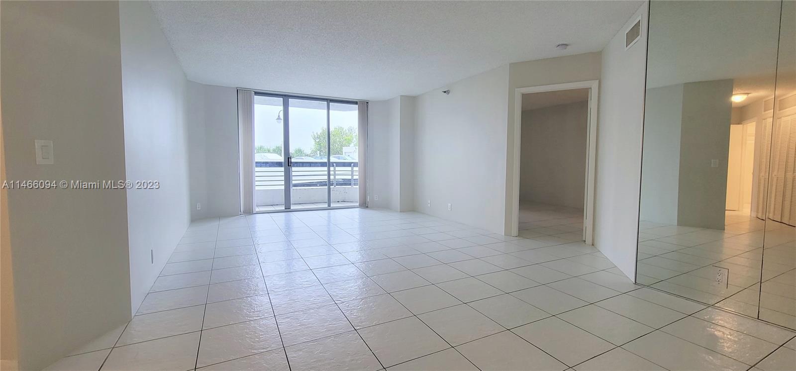 MYSTIC POINTE TOWER 600 - Residential Lease