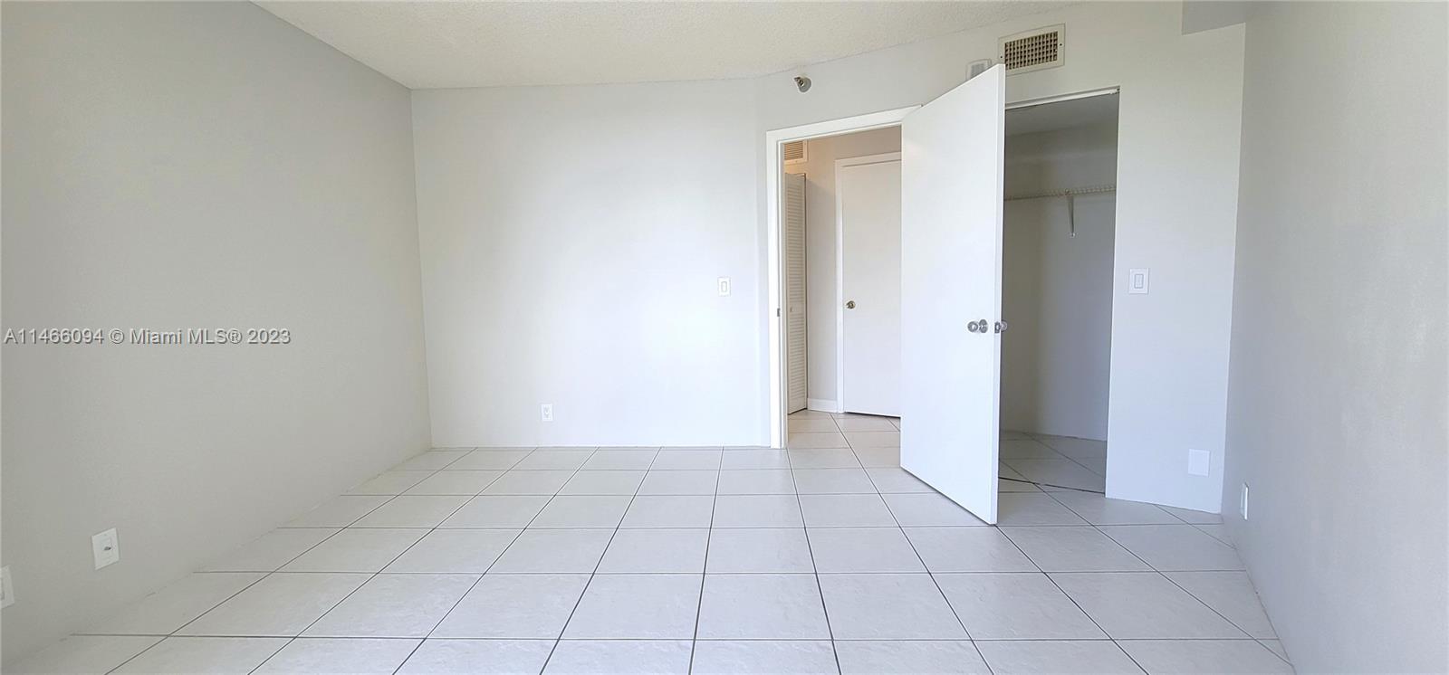 MYSTIC POINTE TOWER 600 - Residential Lease