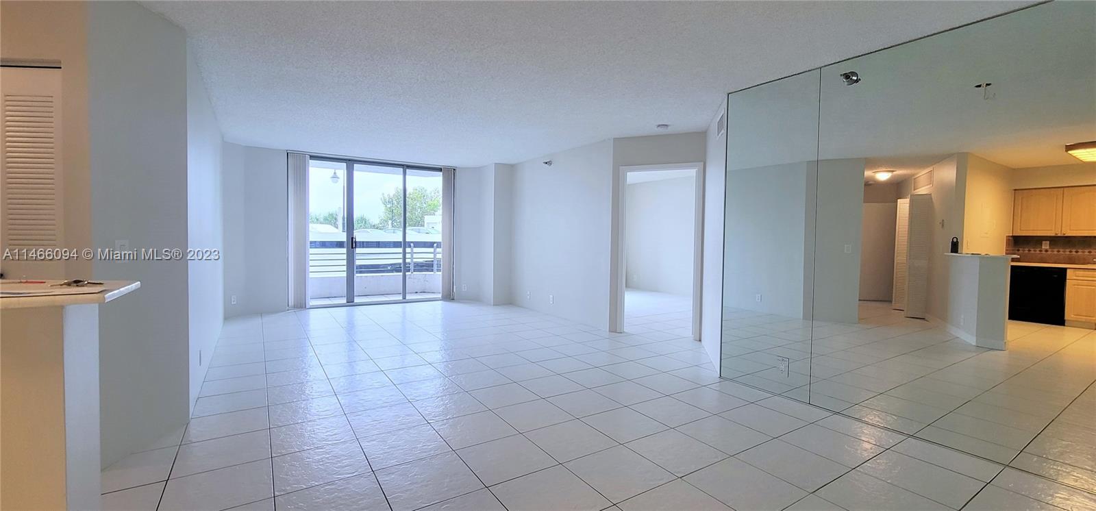 MYSTIC POINTE TOWER 600 - Residential Lease