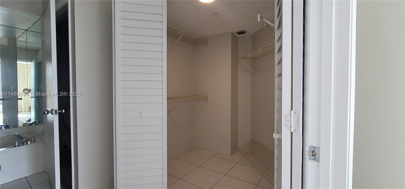 MYSTIC POINTE TOWER 600 - Residential Lease