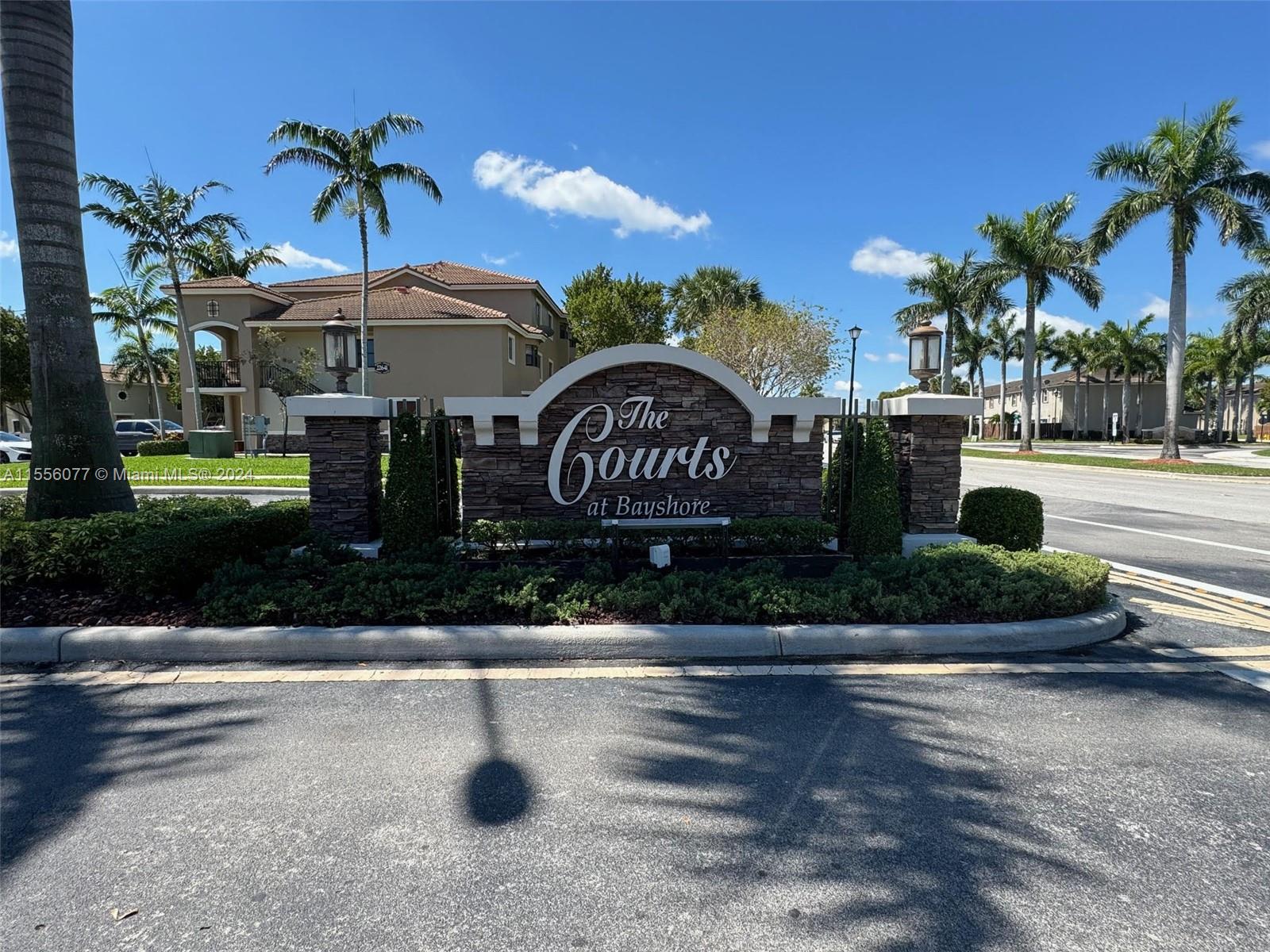THE COURTS AT BAYSHORE I - Residential
