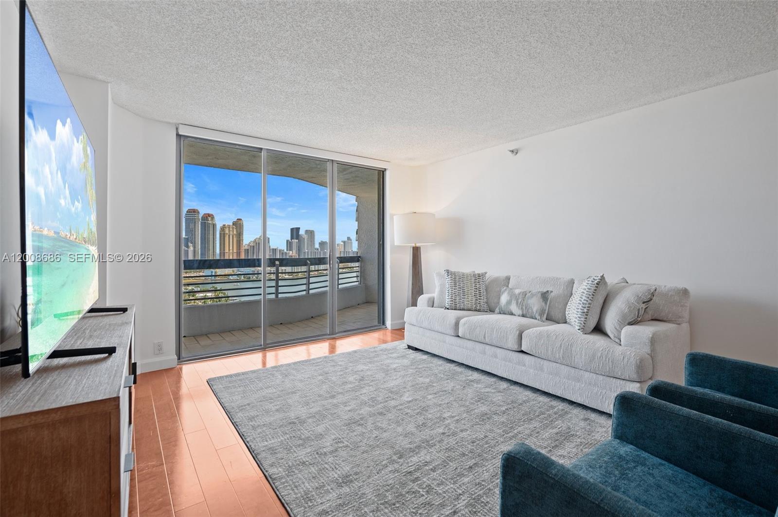 MYSTIC POINTE CONDO NO TH - Residential