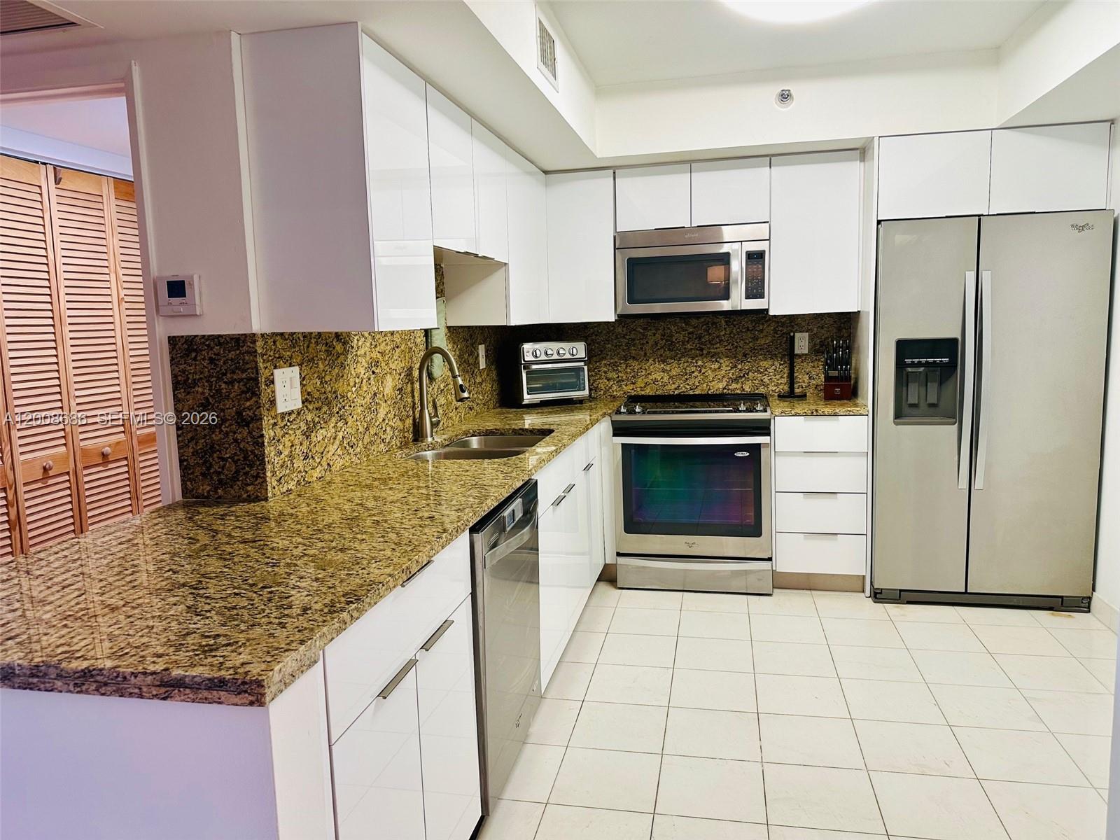 MYSTIC POINTE CONDO NO TH - Residential