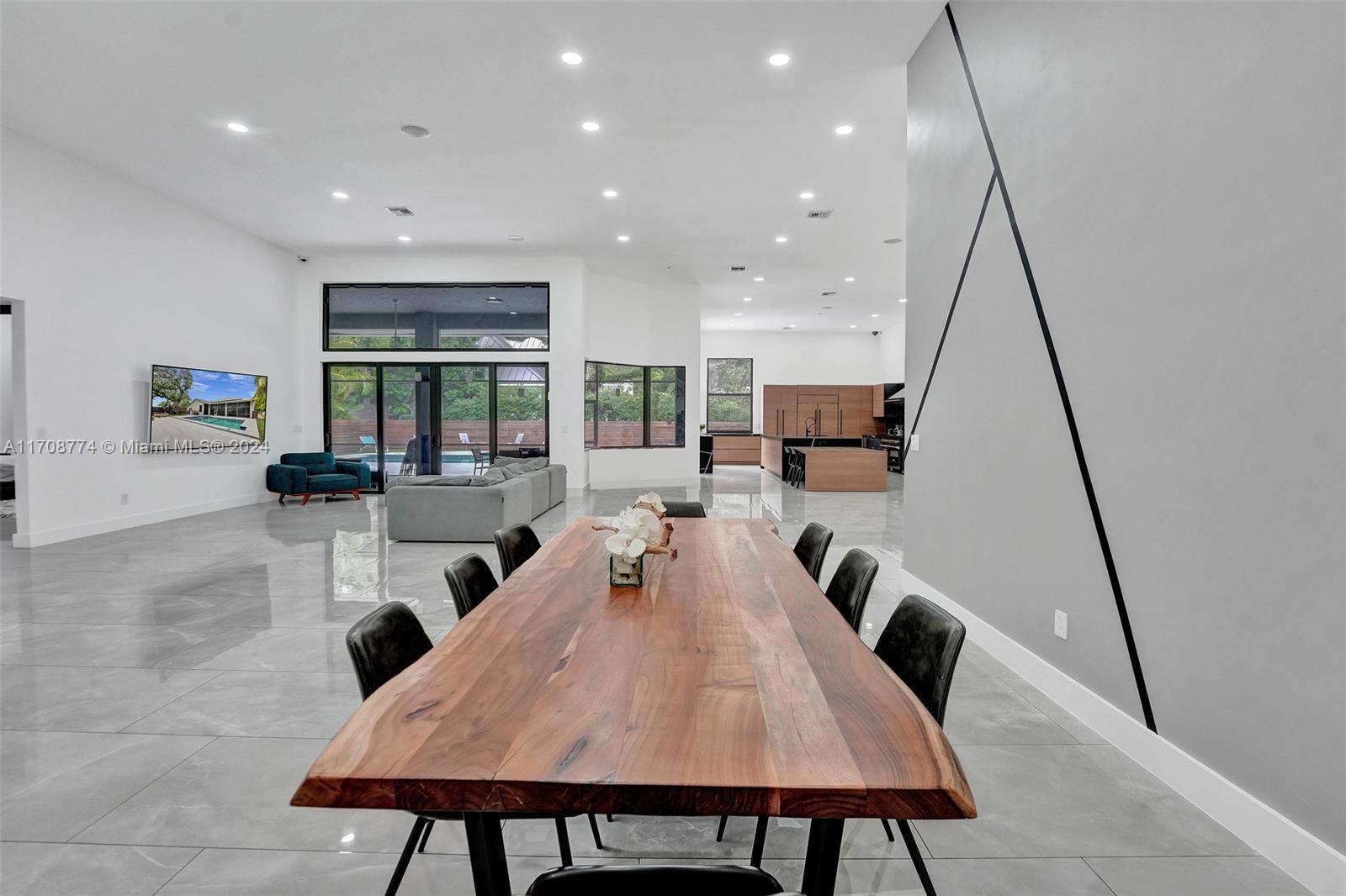 SHADY RIDGE ESTATES - Residential