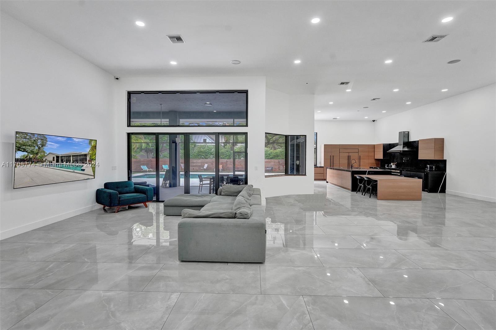 SHADY RIDGE ESTATES - Residential