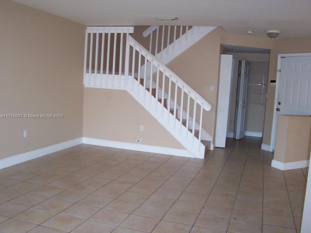 HEFTLERS LAGO MAR WEST - Residential Lease