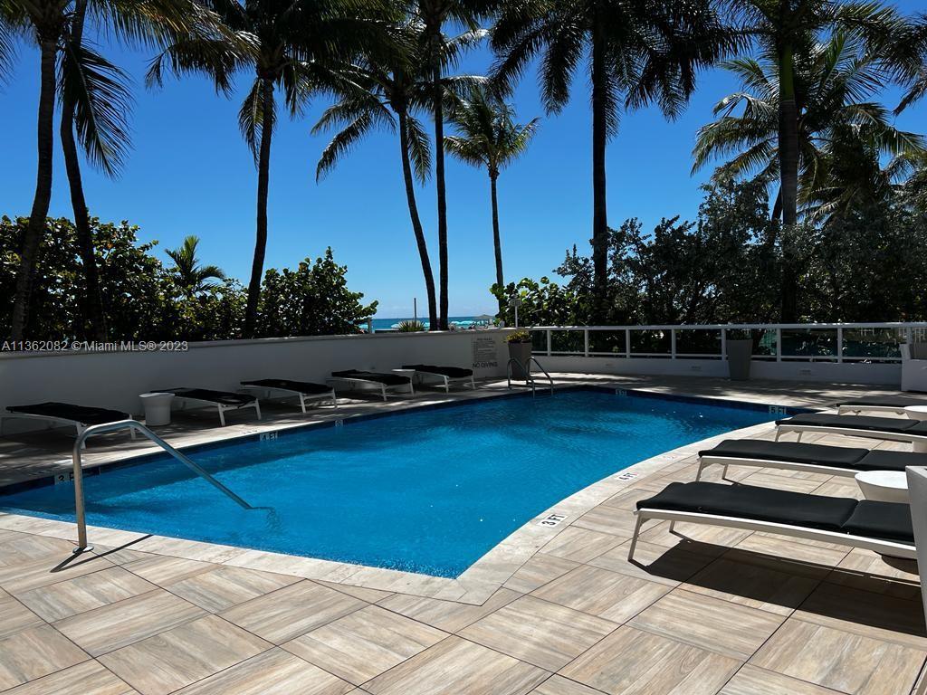 LA TOUR CONDO - Residential