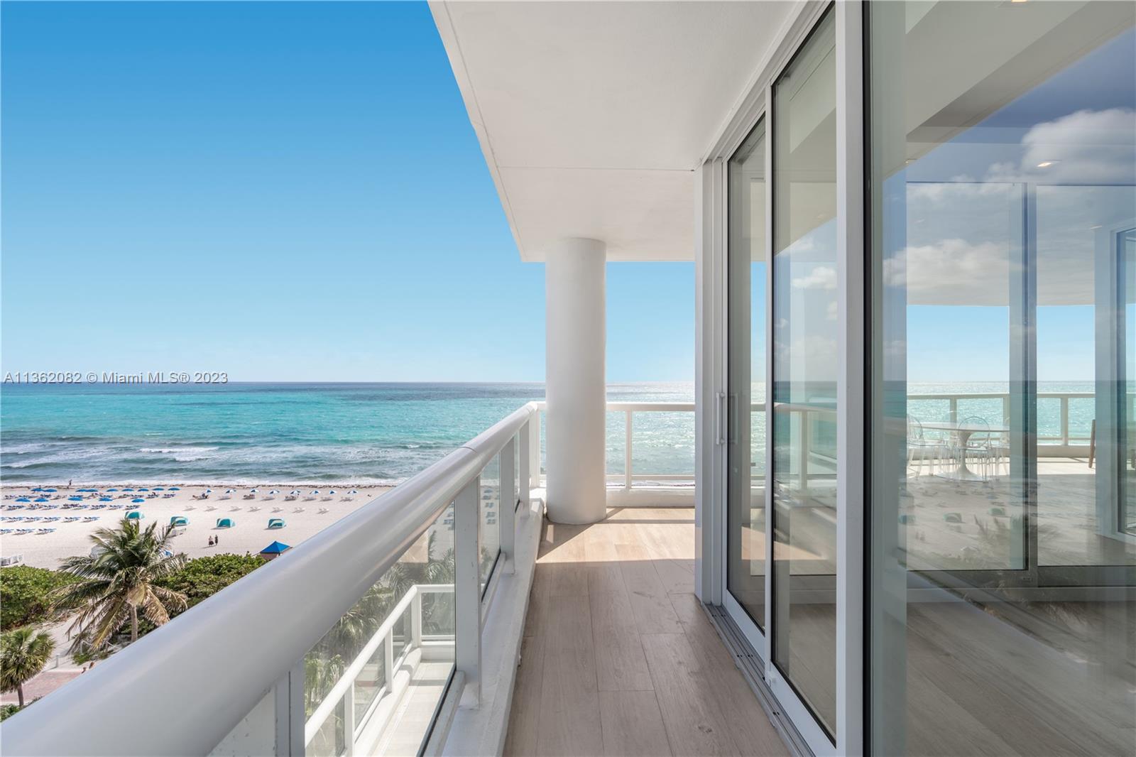 LA TOUR CONDO - Residential