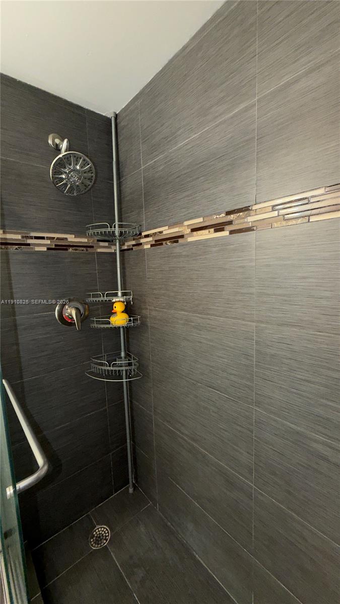 COASTAL TOWERS CONDO - Residential Lease