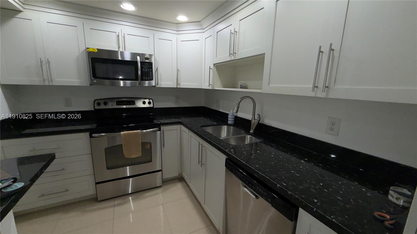 COASTAL TOWERS CONDO - Residential Lease