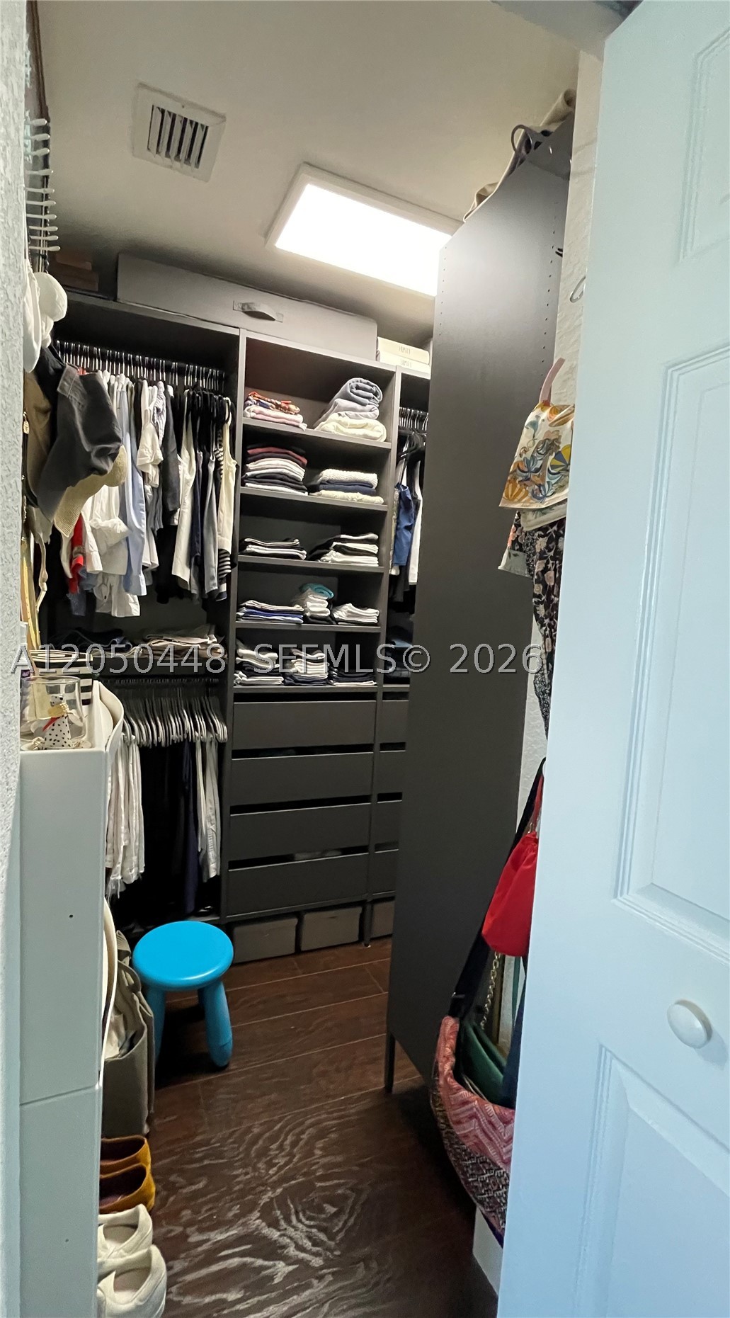 SECTOR 2-PARCELS 12 13 14 - Residential Lease