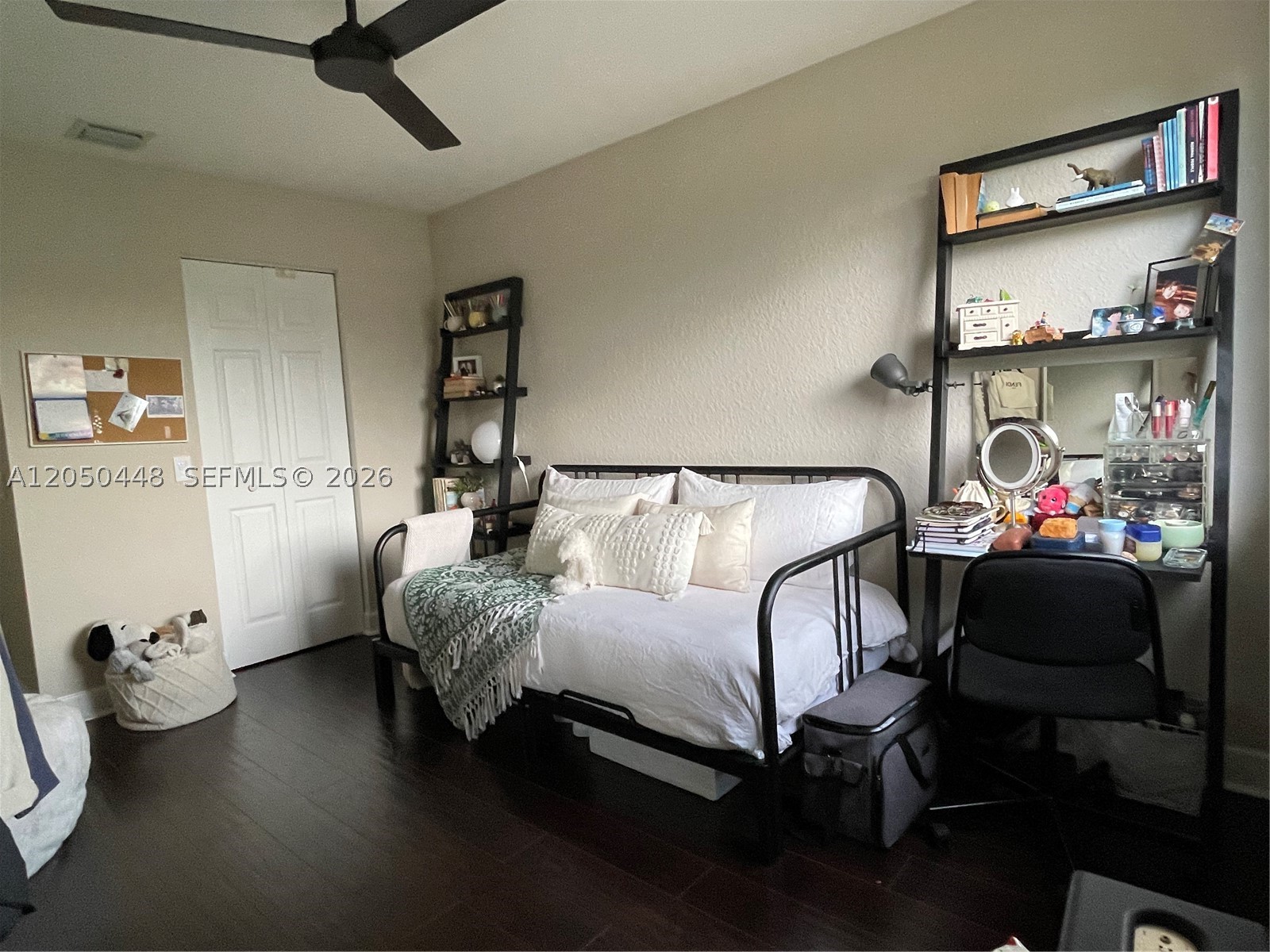 SECTOR 2-PARCELS 12 13 14 - Residential Lease