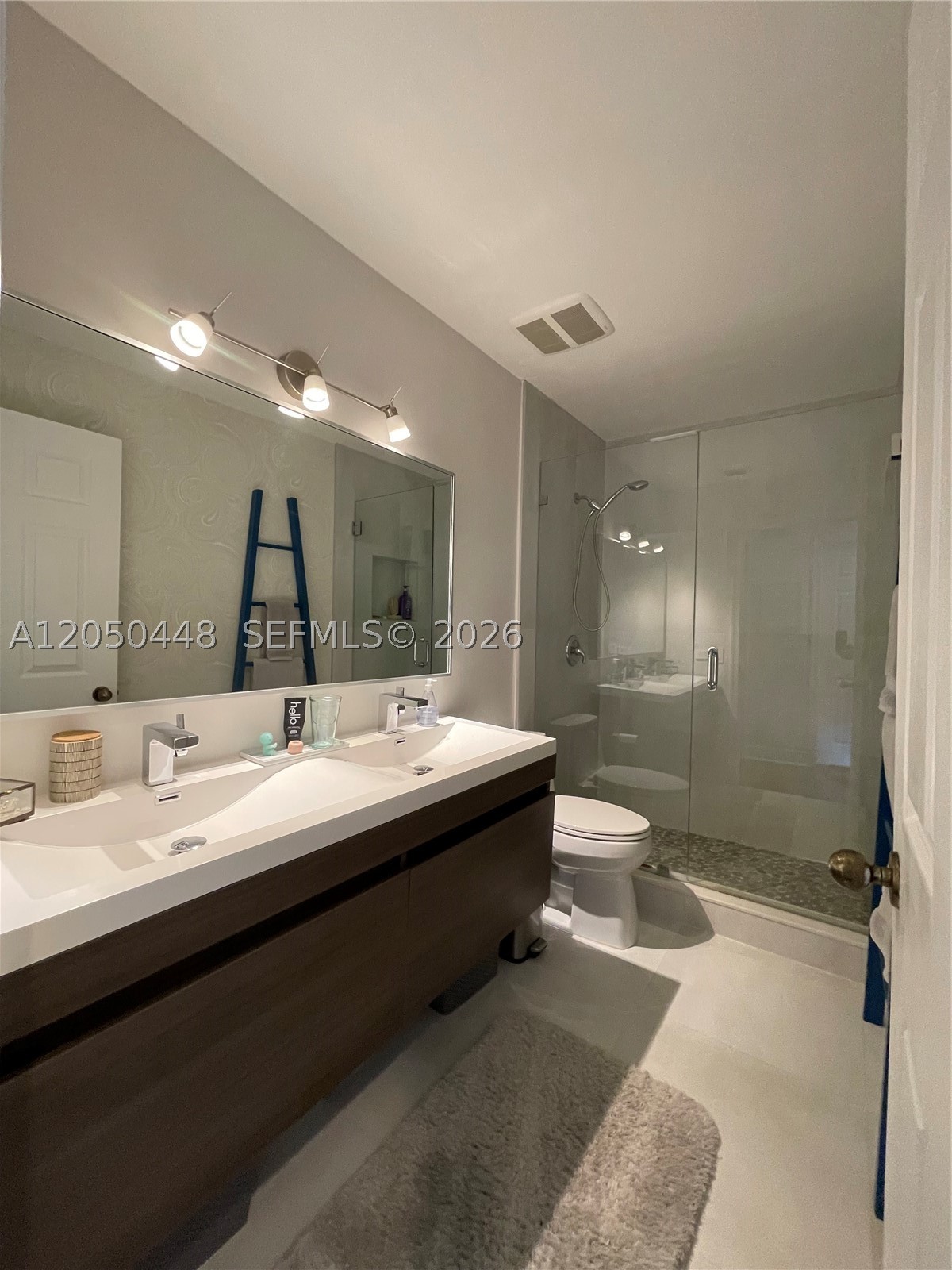 SECTOR 2-PARCELS 12 13 14 - Residential Lease