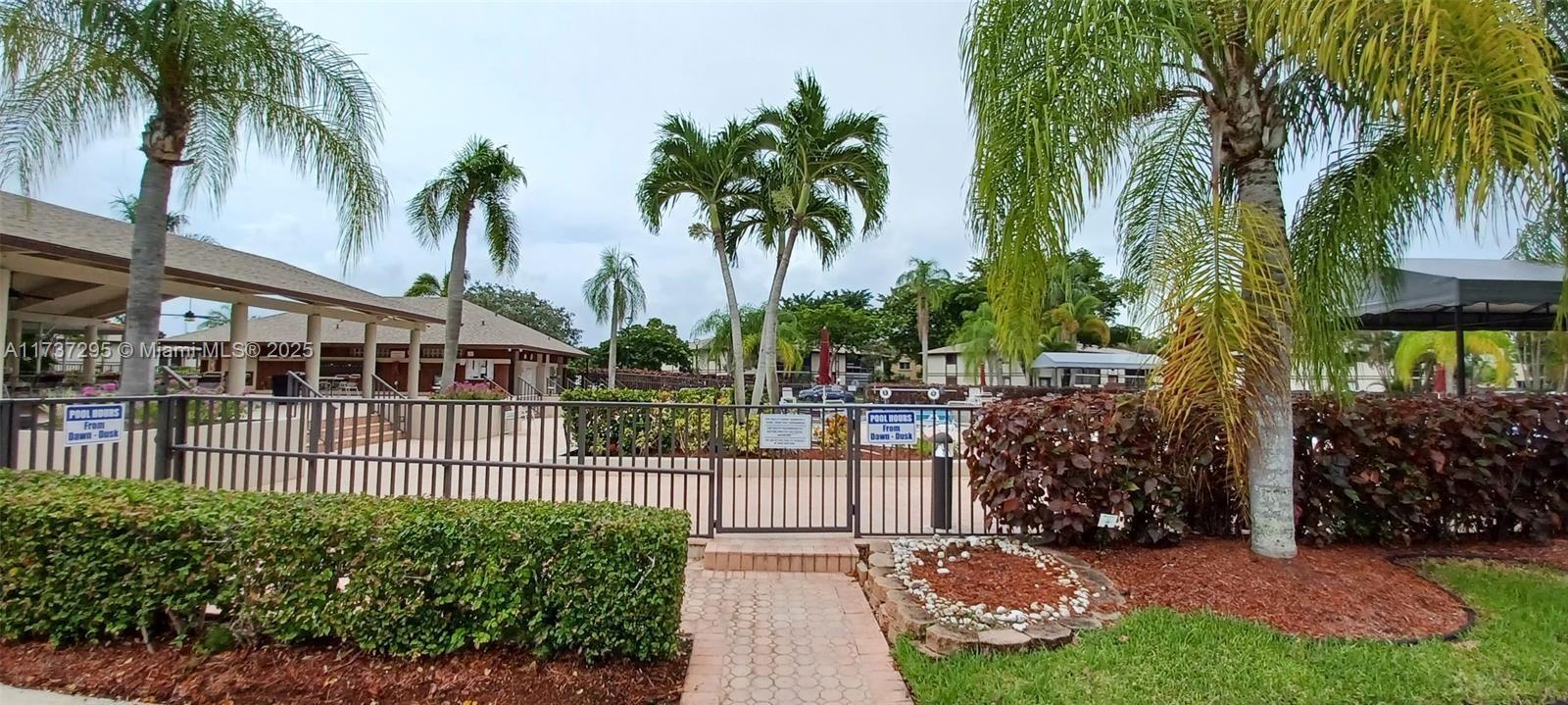 BELFORT CONDOMINIUM I - Residential