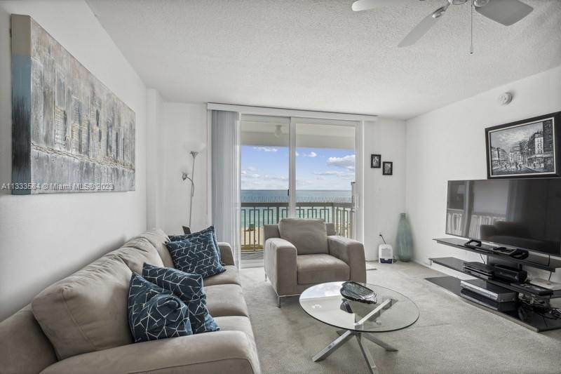 THE PRESIDENTIAL CONDO - Residential