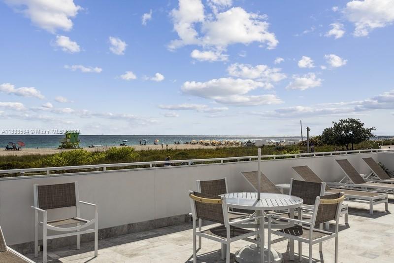 THE PRESIDENTIAL CONDO - Residential
