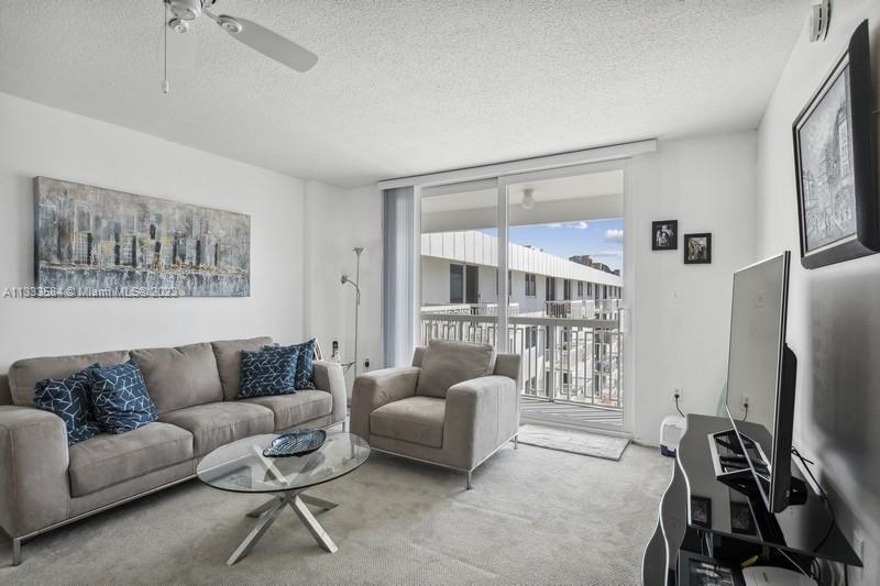 THE PRESIDENTIAL CONDO - Residential