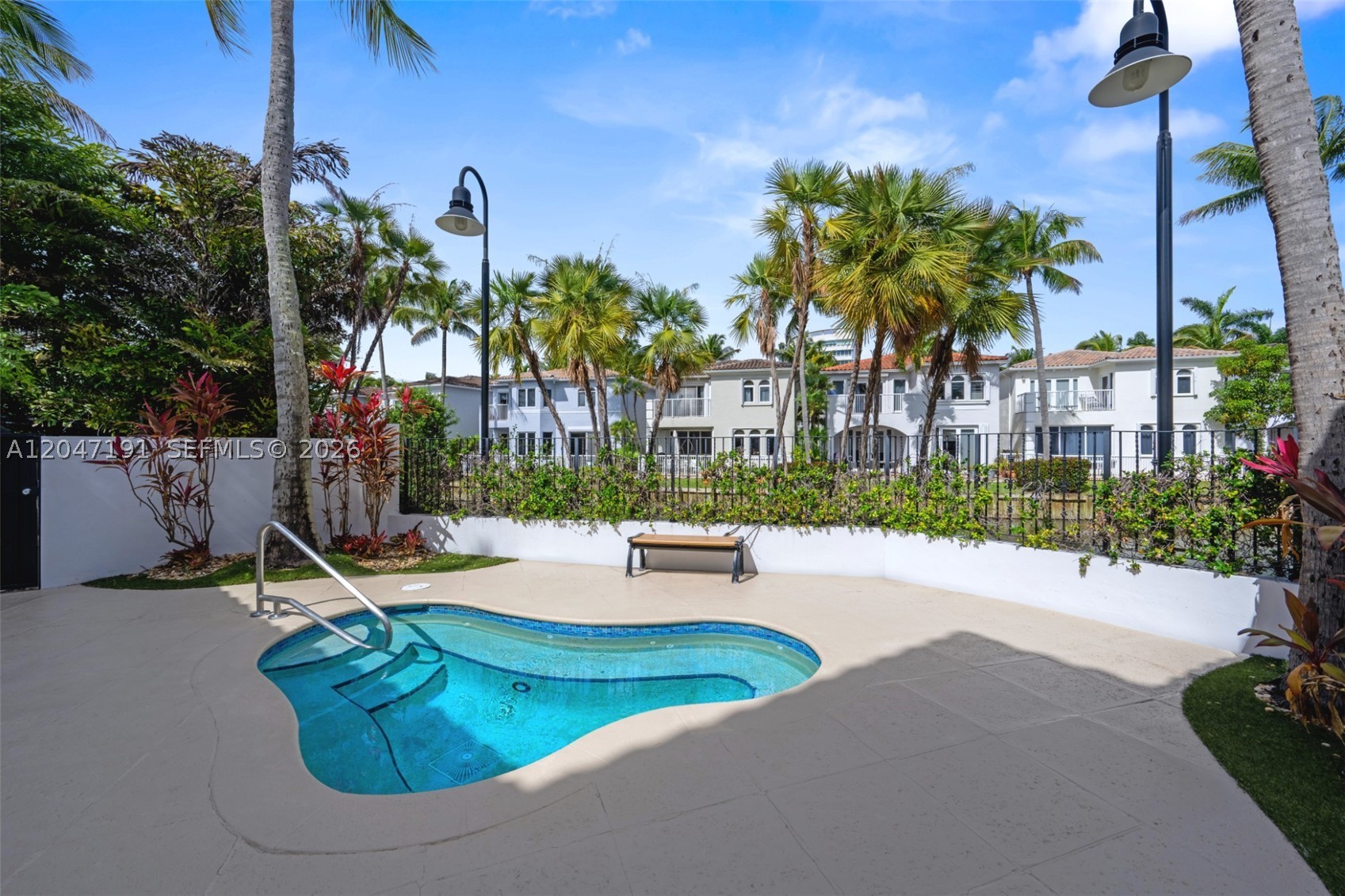 AVENTURA LAKES PHASE 1 - Residential