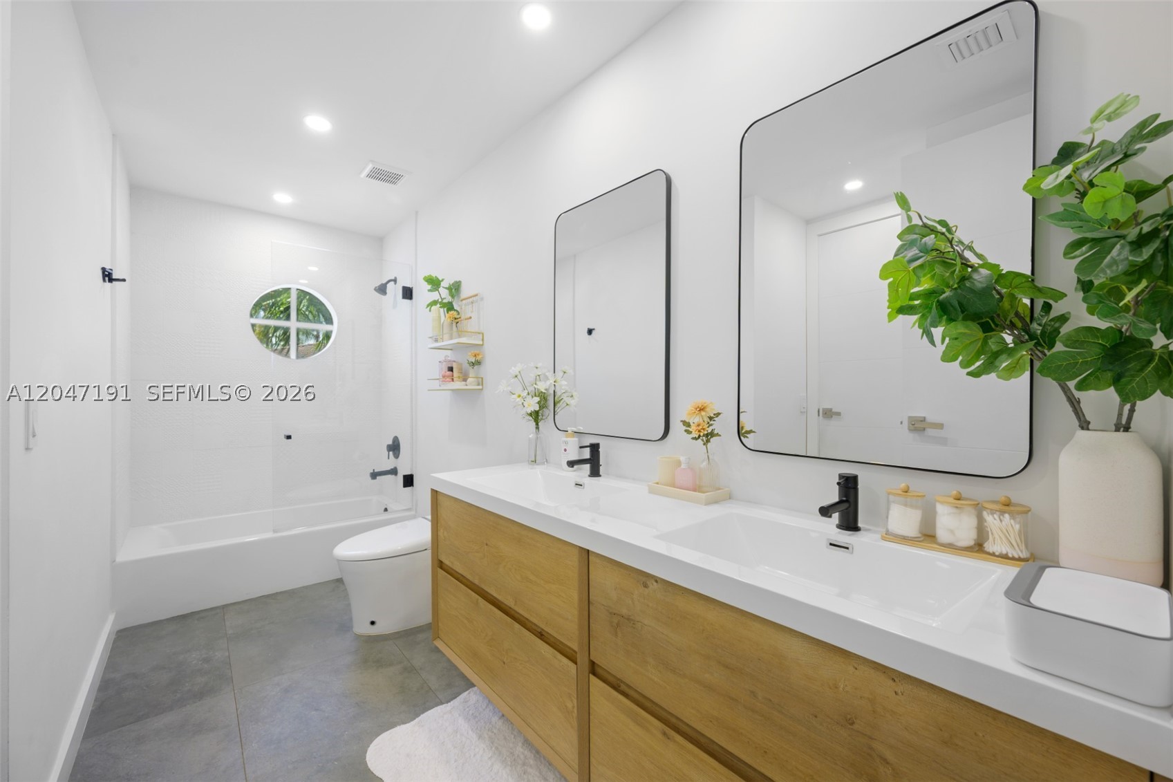 AVENTURA LAKES PHASE 1 - Residential