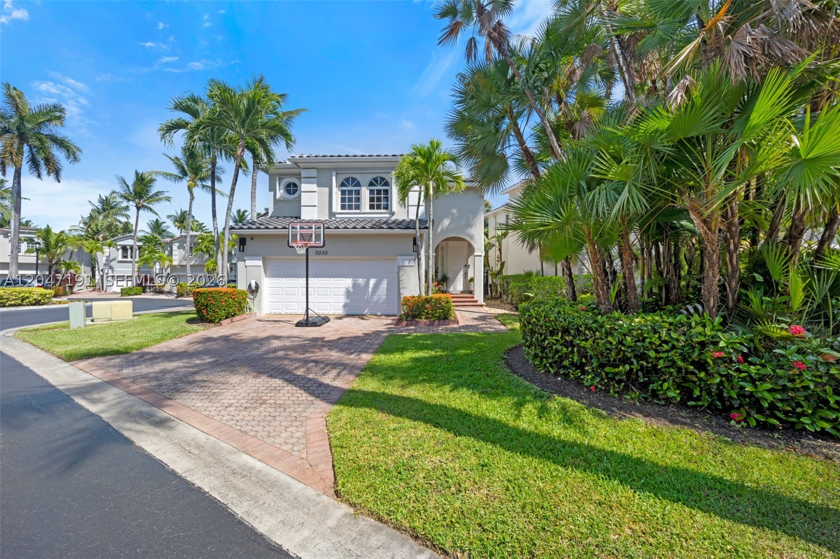 AVENTURA LAKES PHASE 1 - Residential
