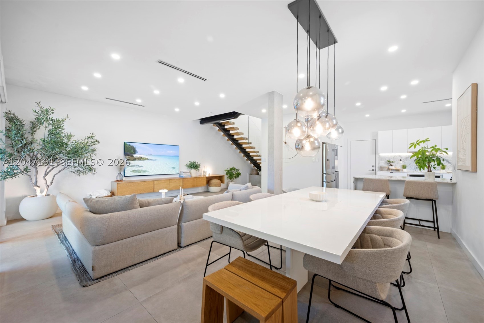 AVENTURA LAKES PHASE 1 - Residential