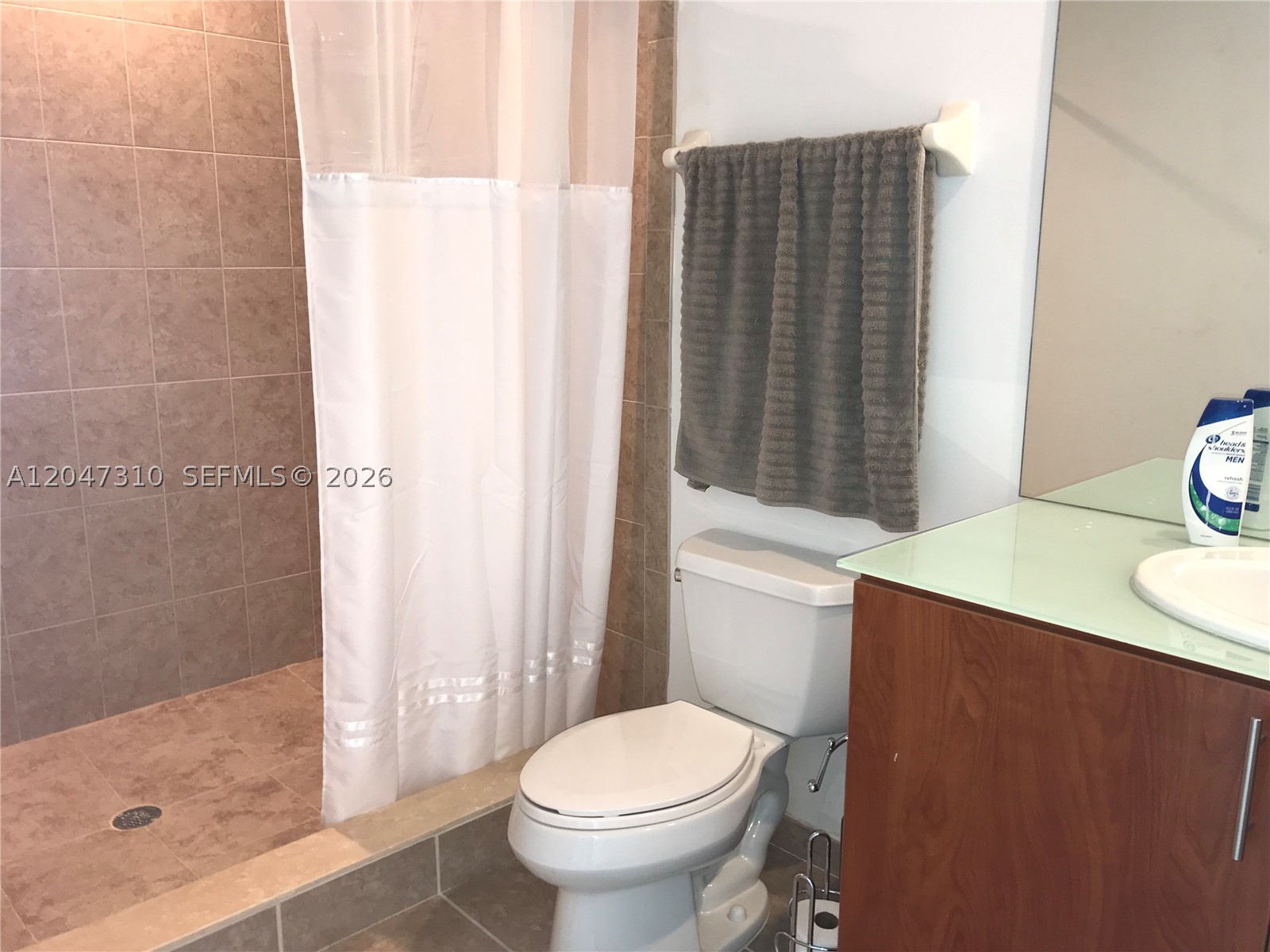 STRADA 315 CONDO - Residential