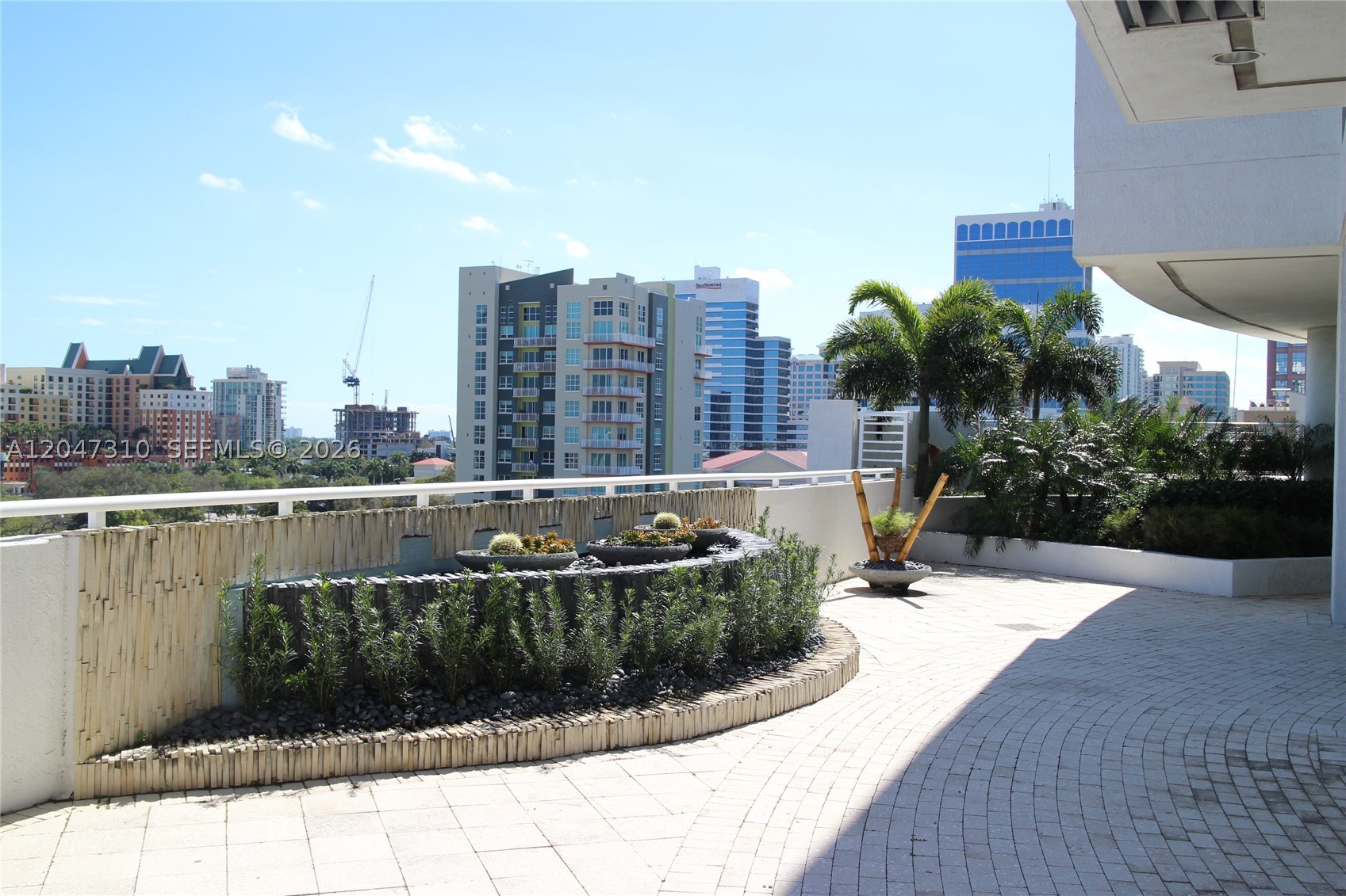 STRADA 315 CONDO - Residential