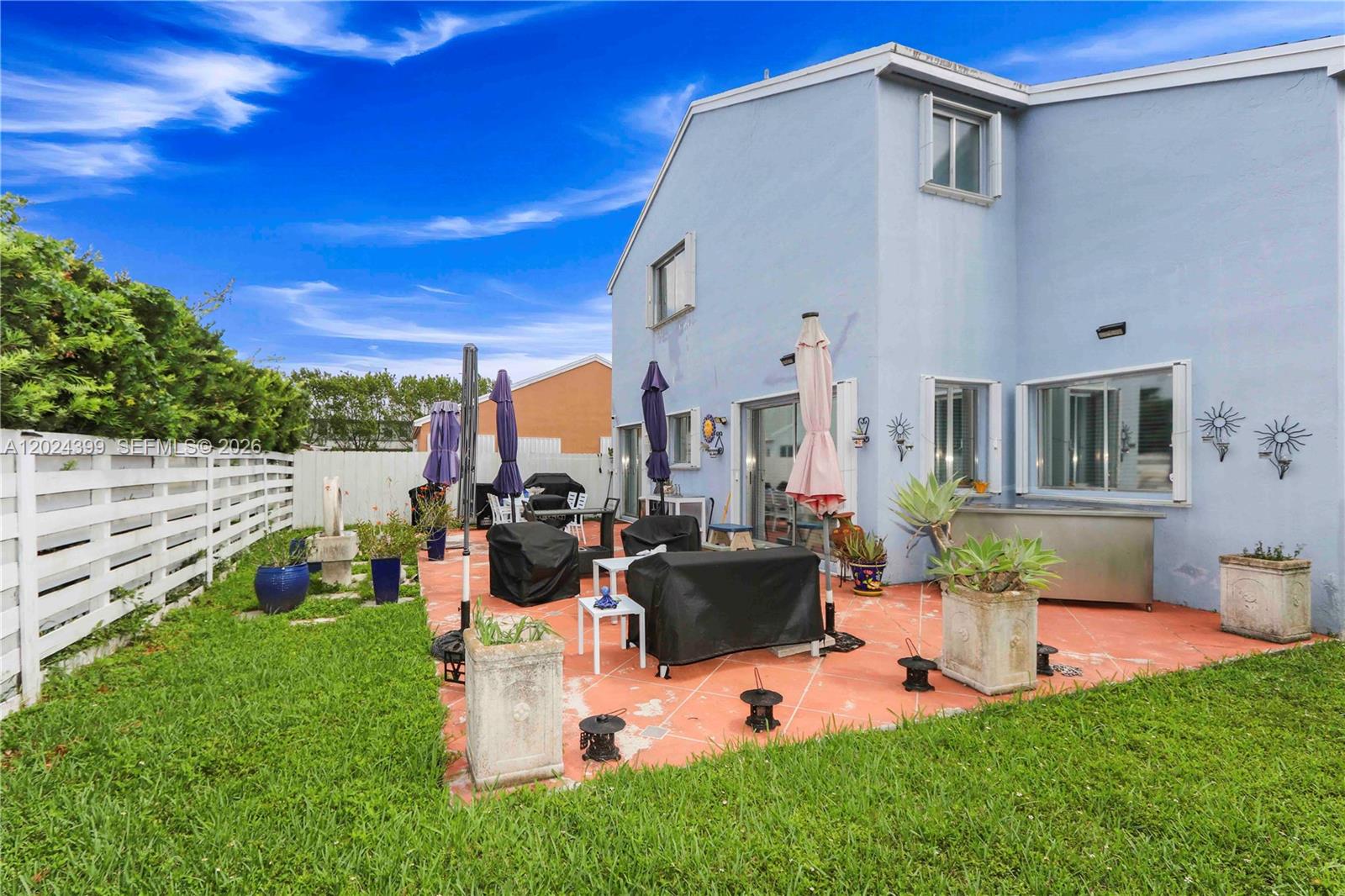 WEITZER COUNTRY HOMES - Residential