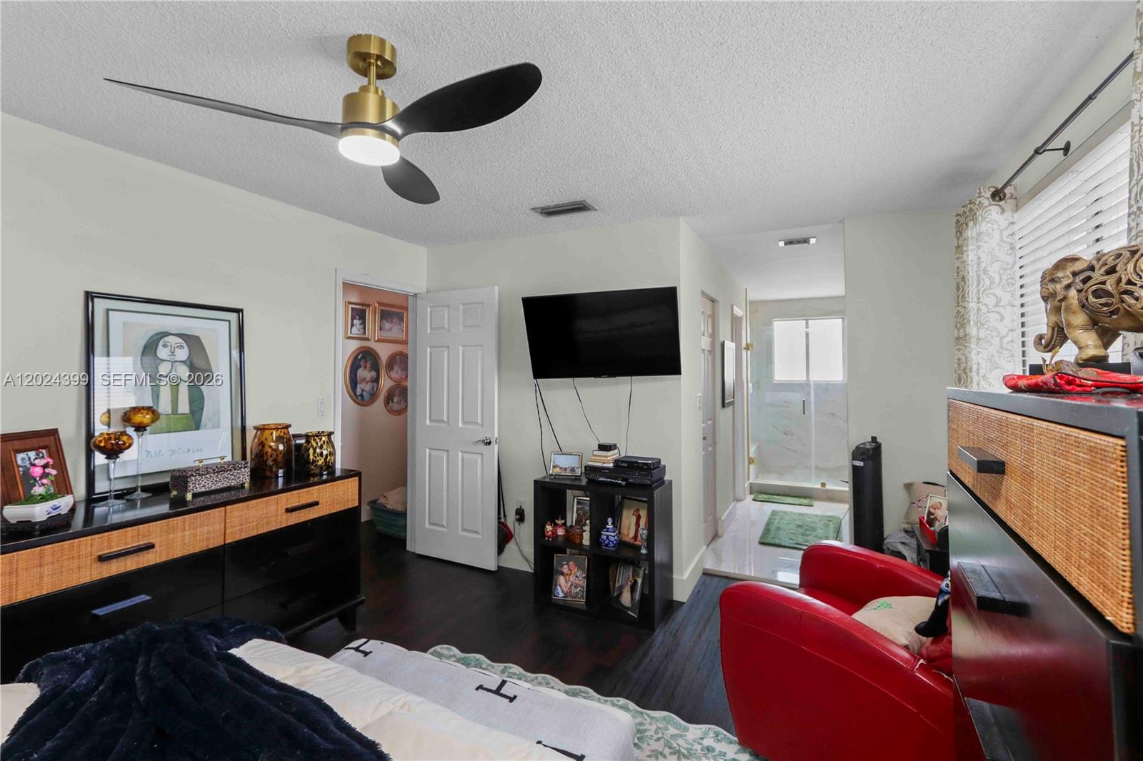 WEITZER COUNTRY HOMES - Residential